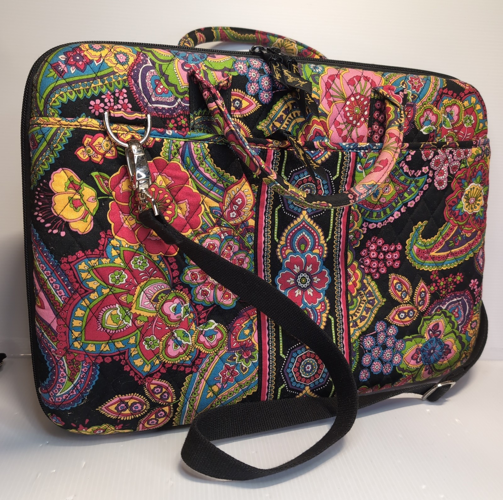 Vera Bradley Symphony In Hue Hardshell Laptop Case Handle Strap Quilted Paisley