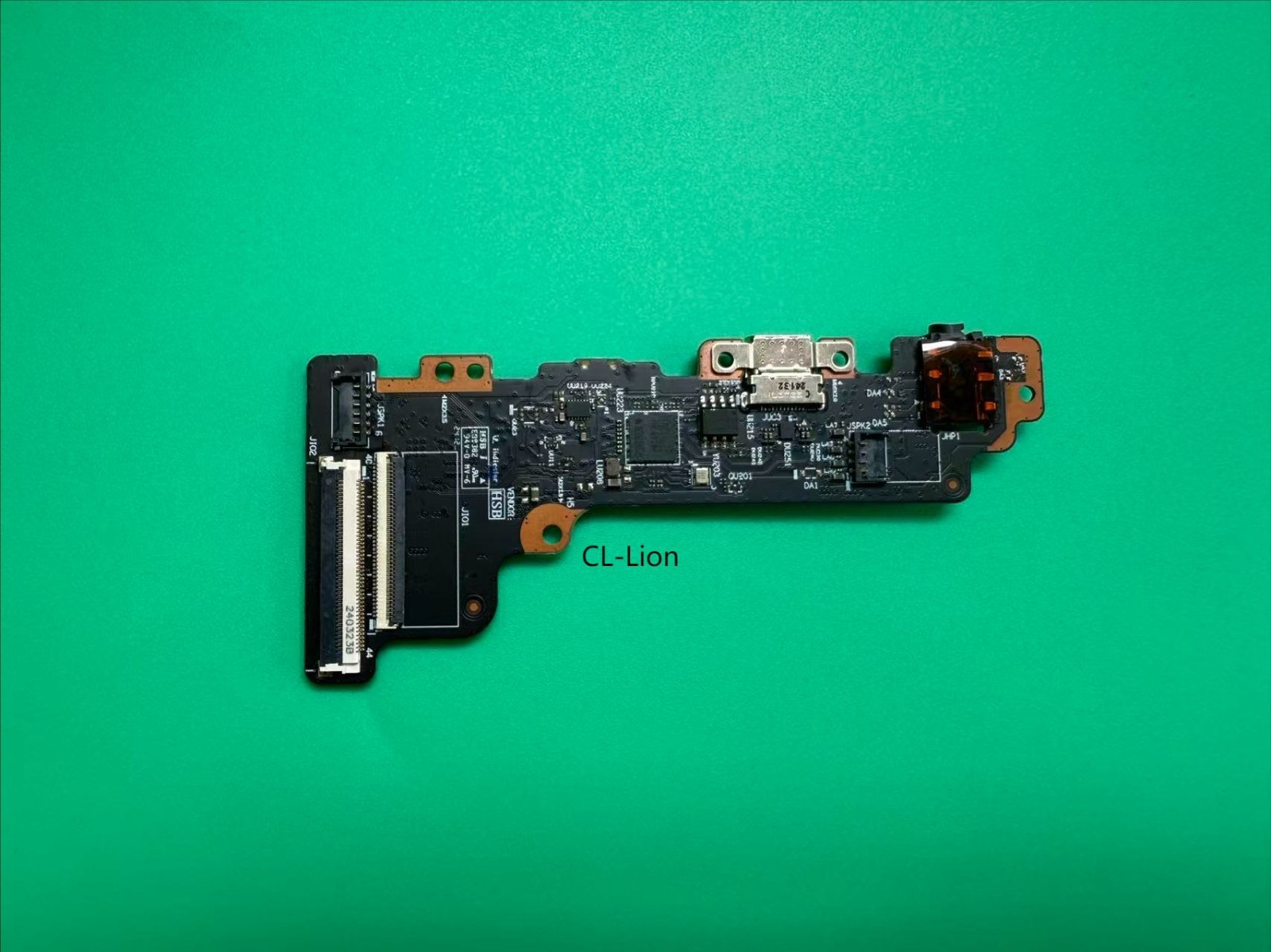 1PCS New For Lenovo Yoga 9 2-in-1 14IMH9 USB Audio IO Board NS-F741 5C50S25695