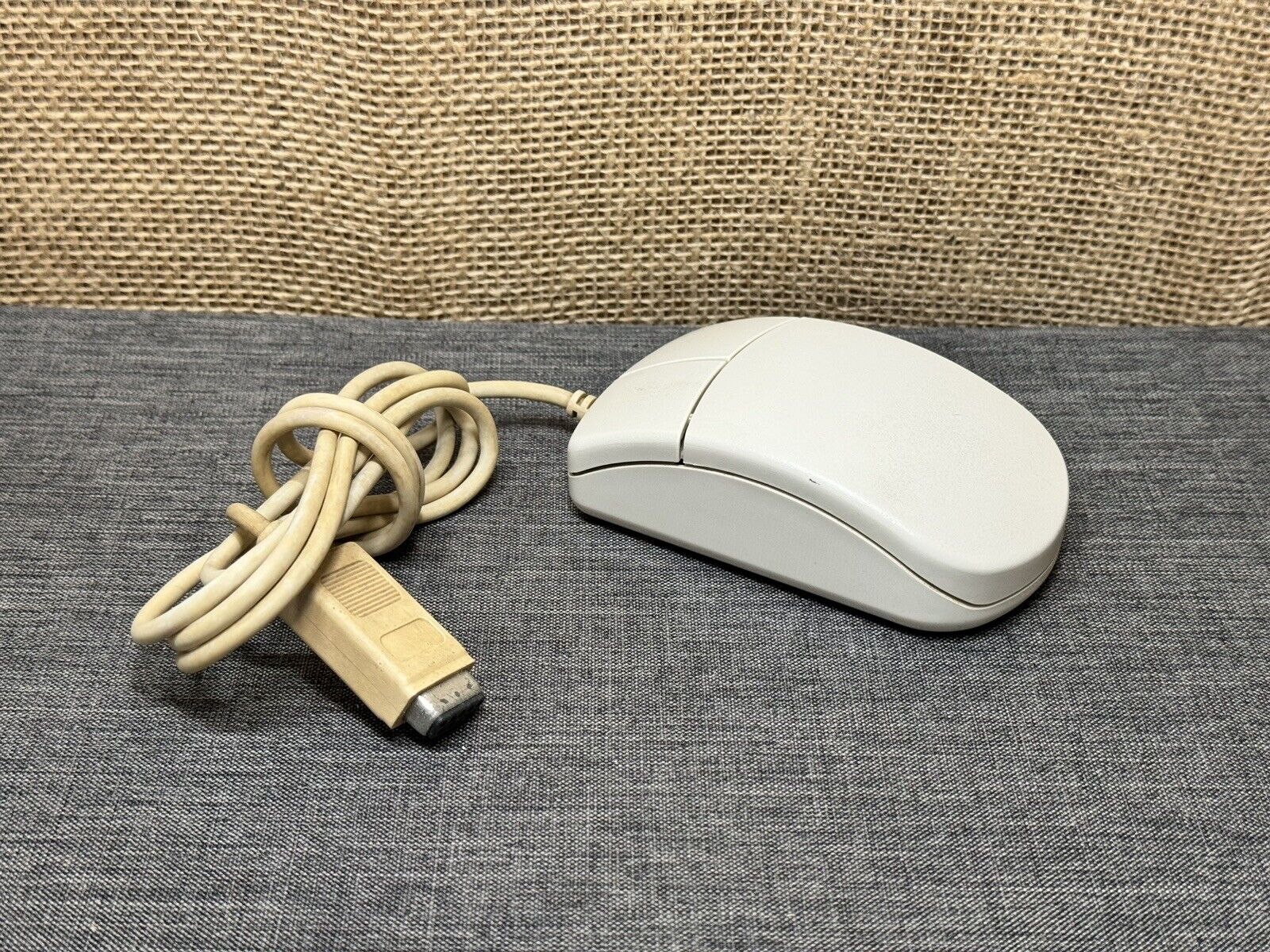 Commodore Amiga 600 OEM Mouse.   Used and Untested.