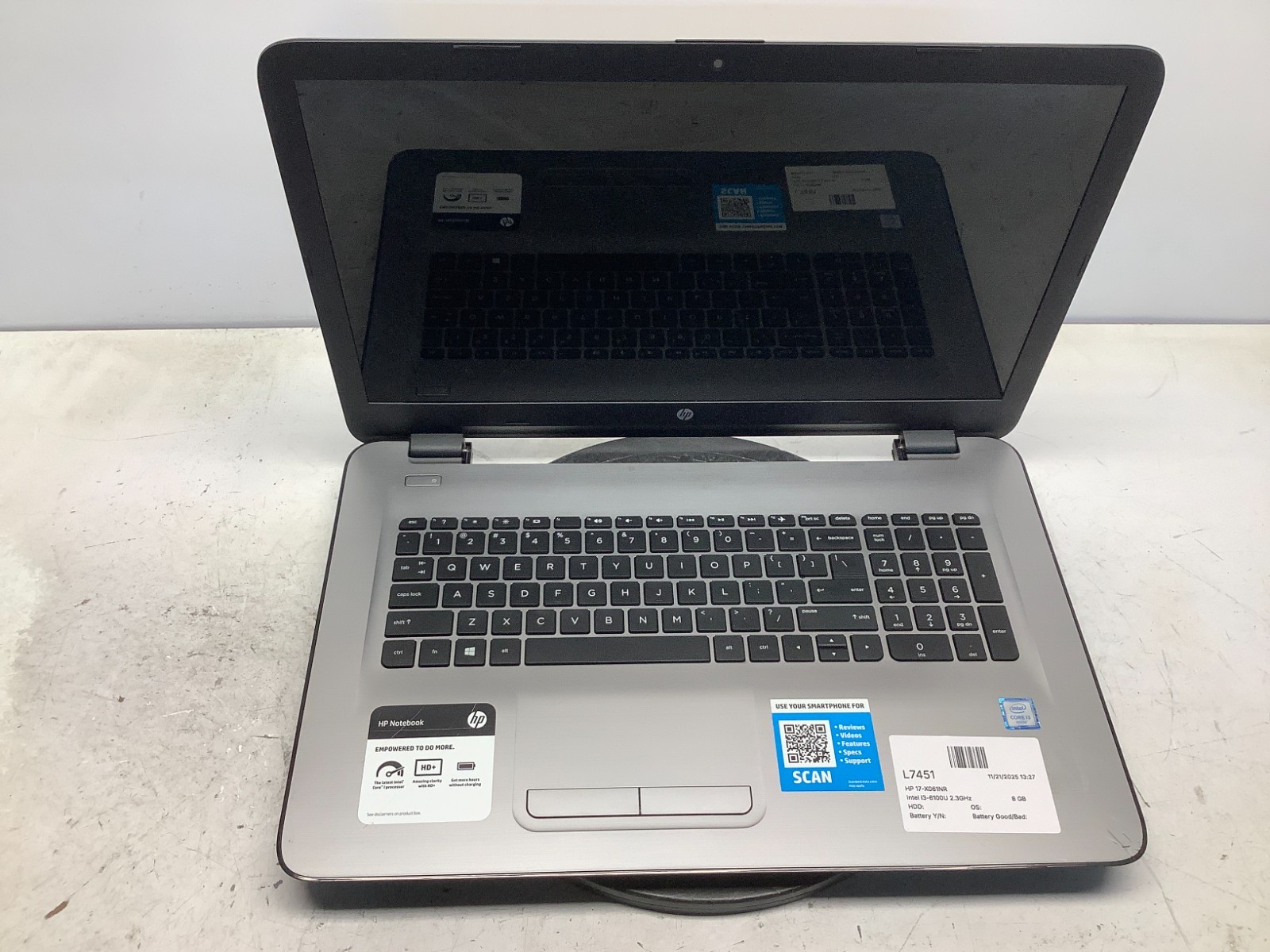 HP 17-X061NR Intel i3-6100U 2.3GHz 8 GB NO HDD