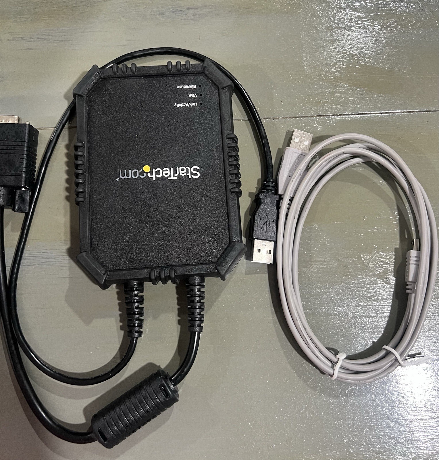 Startech NOTECONS02X CRASH CART ADAPTER KVM CONSOLE LAPTOP USB VGA PORTABLE KVM 