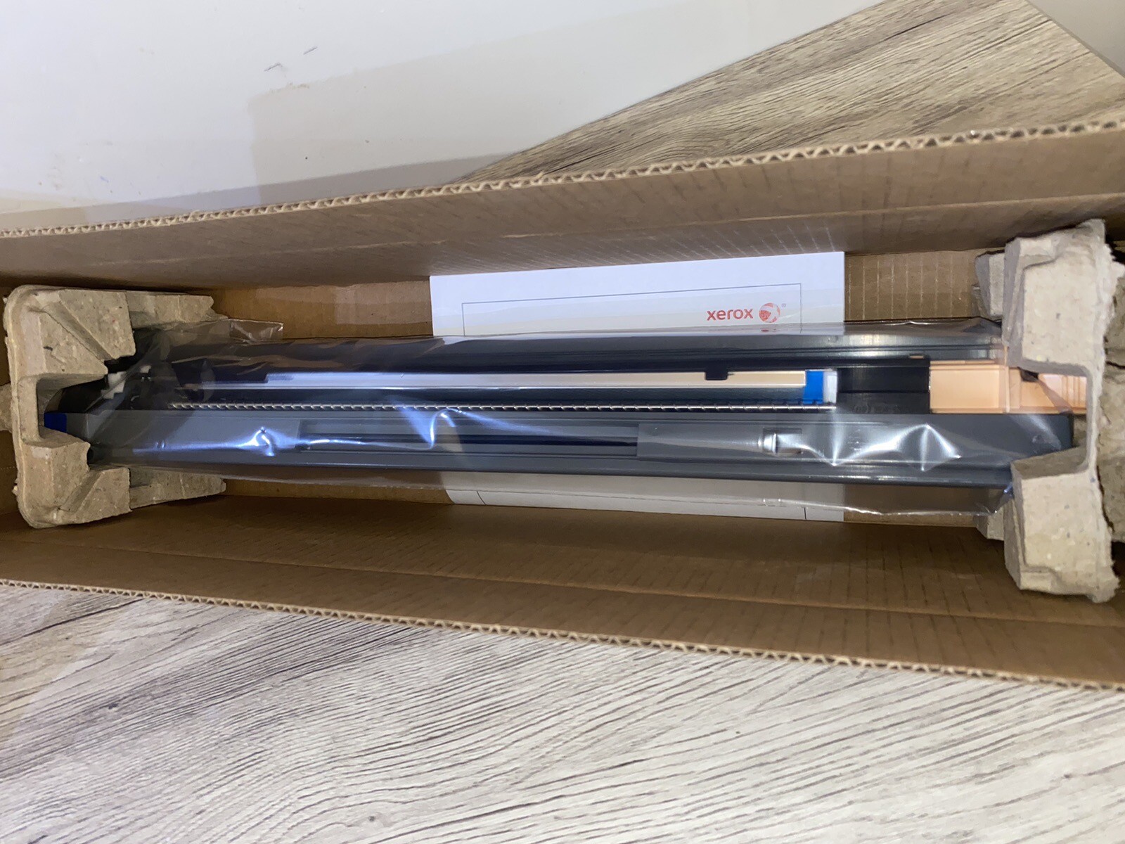 New - Genuine Xerox Iridesse Charge Corotron For Press 800, 1000 - 125K05250