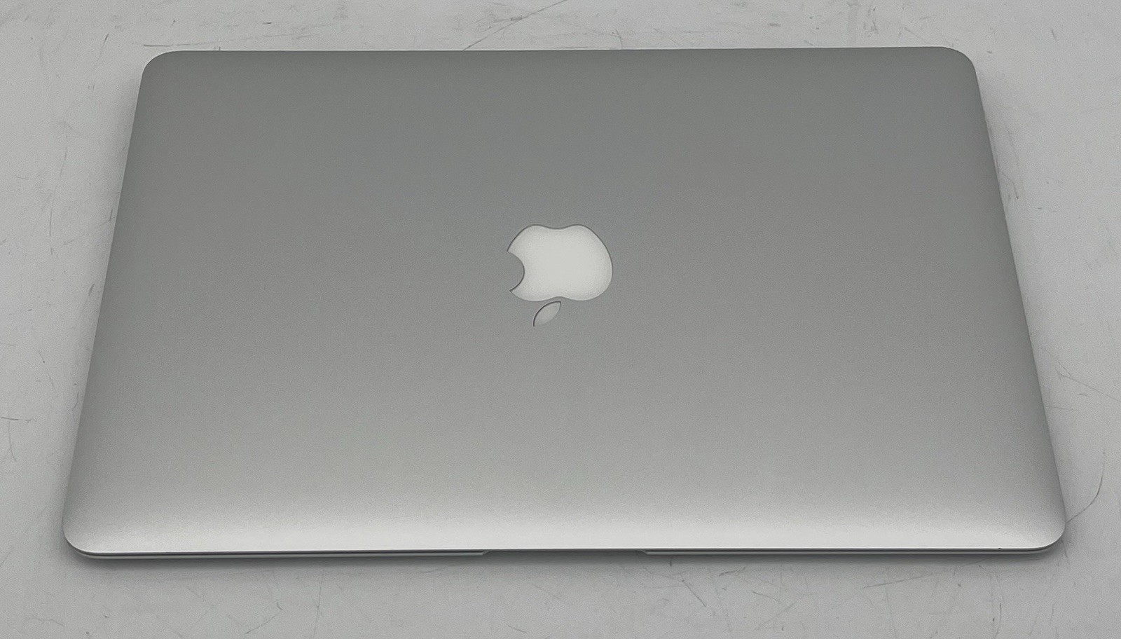 Apple MacBook Air A1466 13" Laptop w i5-5350U 1.8GHz 128GB SSD 8GB DDR3 Monterey