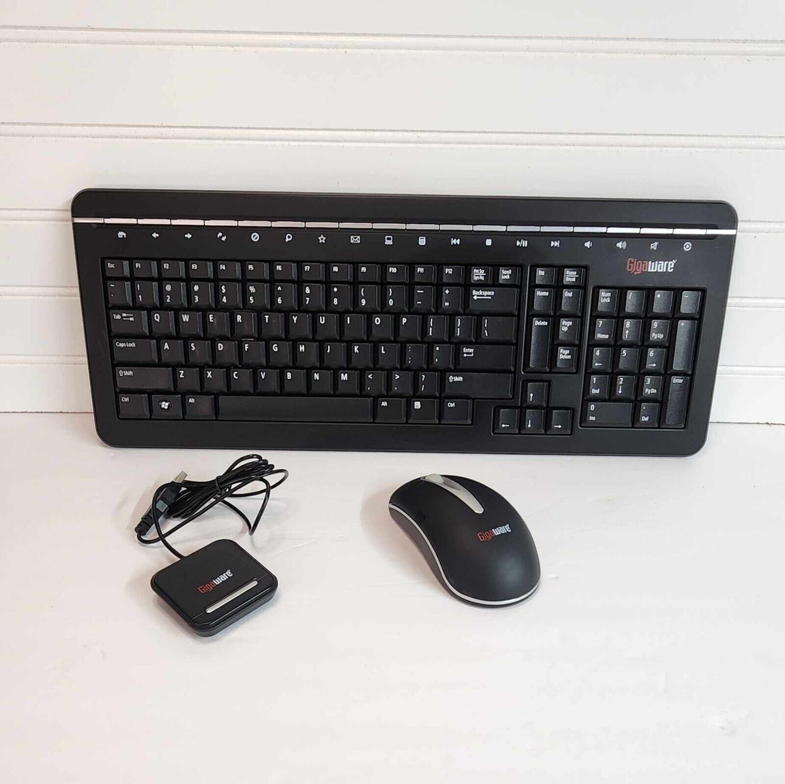 Gigaware (26-985) Black Wireless Keyboard & Laser Mouse Combo w/ Laser Sensor 
