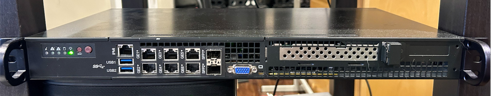 VeloCloud Edge 840/Supermicro 505-2 Server 32GB RAM/Intel Xeon D1518/240GB SSD