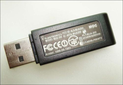 Plantronics BUA-200 MOC Bluetooth USB Adapter Dongle Plug-and-play Connectivity