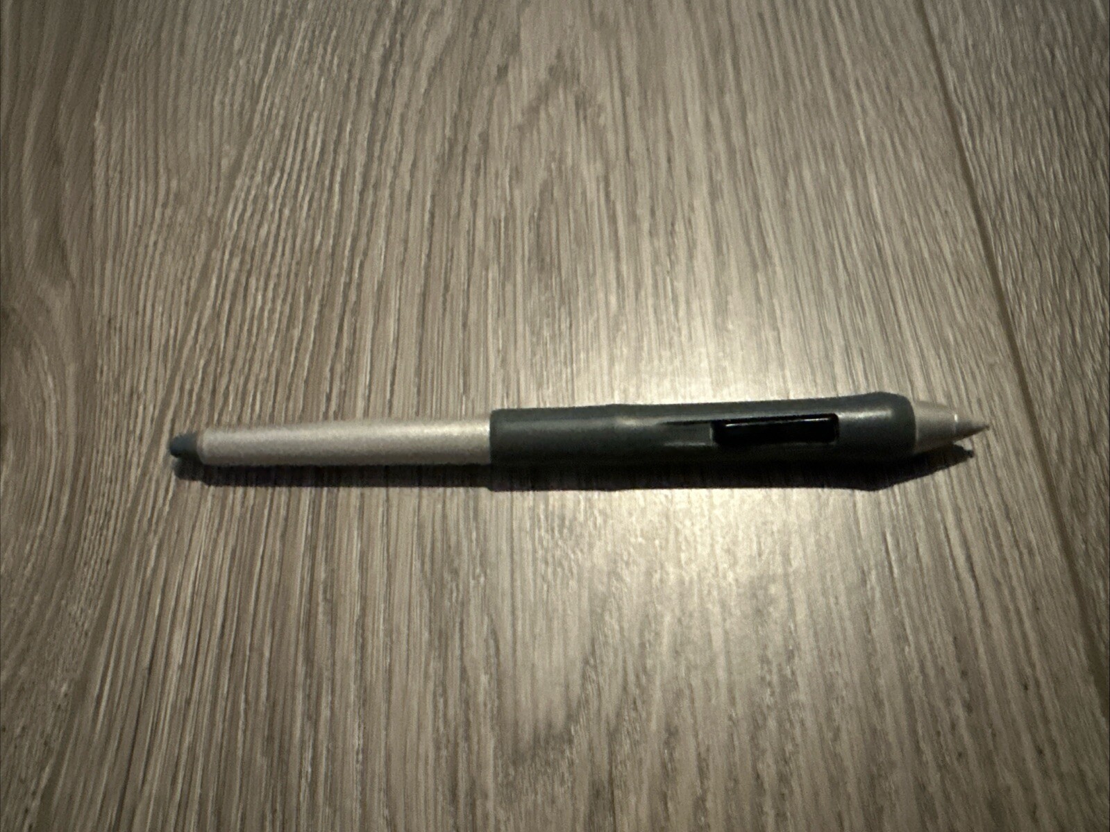 Wacom ZP-501E Intuos3 Grip Pen for Cintiq 12WX DTZ-1200 21UX DTZ-2100 Used