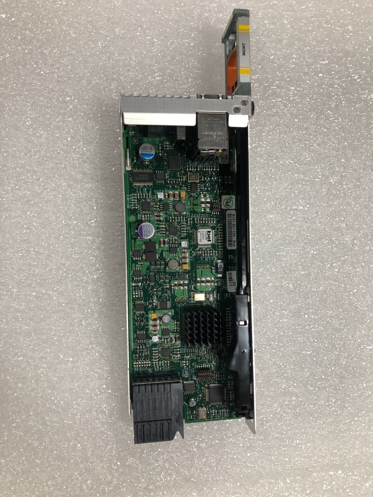 EMC 303-129-101B	MANAGEMENT MODULE W USB PORT
