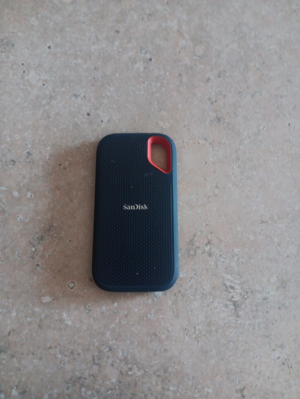 1TB SanDisk Extreme Portable SSD - A196-SDSSDE61-1T00