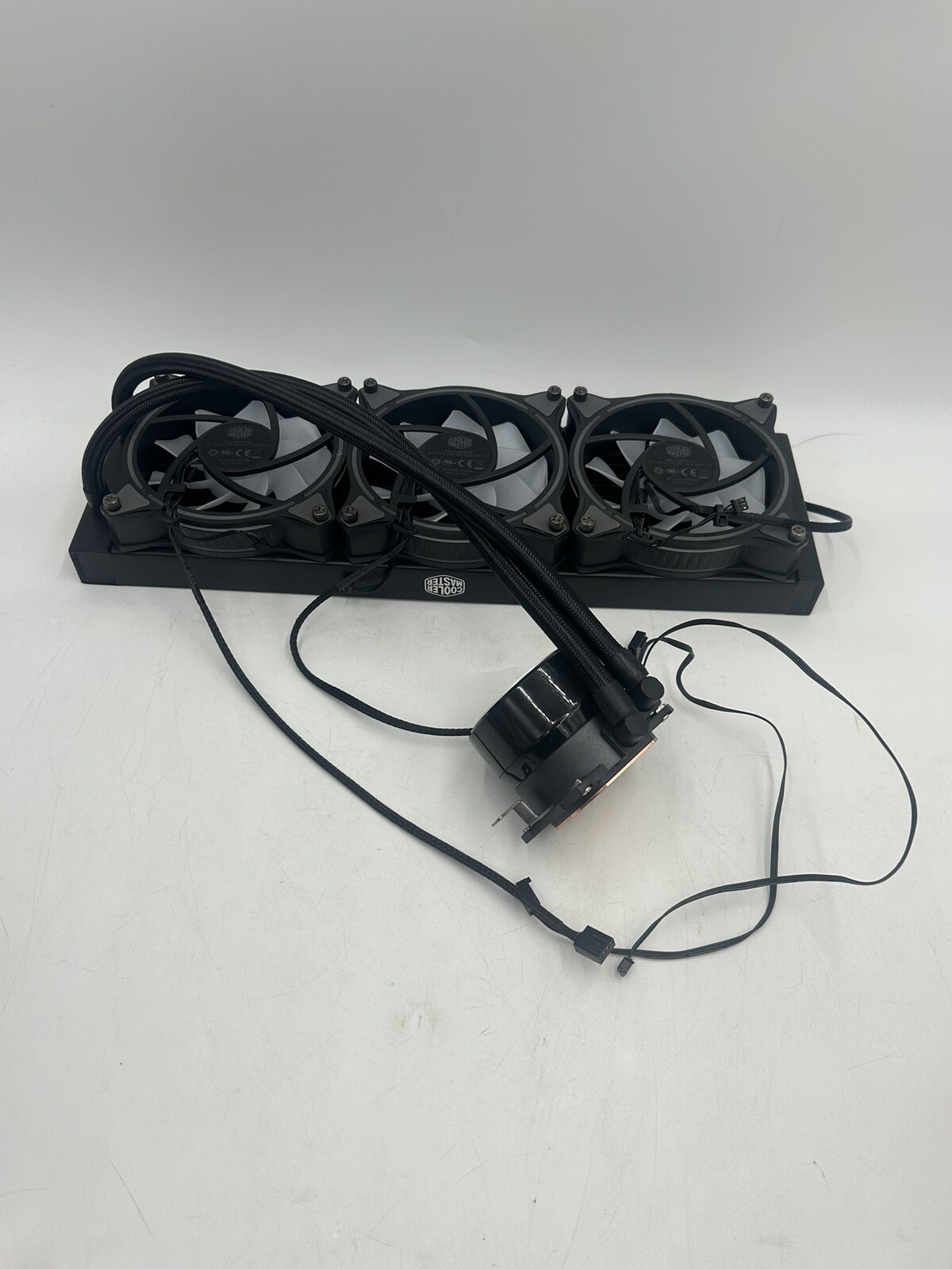 CPU COOLER S_MULTI/MLX-D36M-A18P2R1 COOLER MASTER Preowned Untested #O