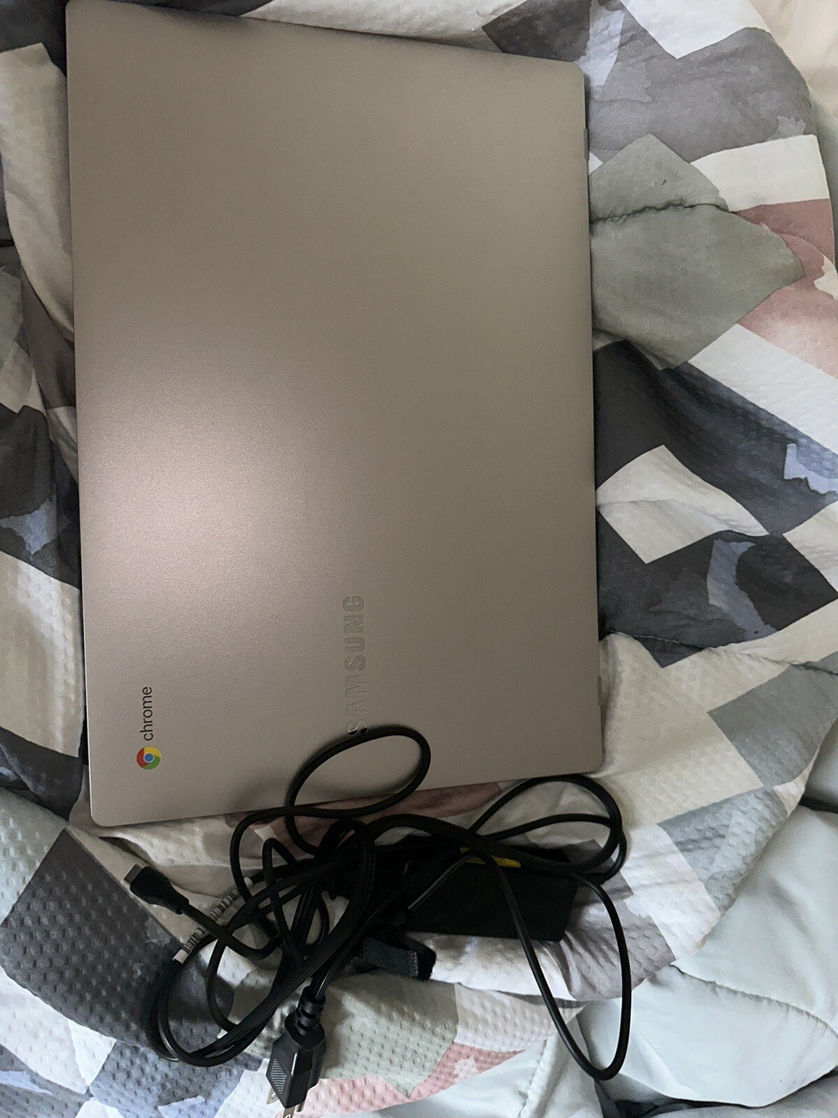 15.6 inch Samsung Laptop