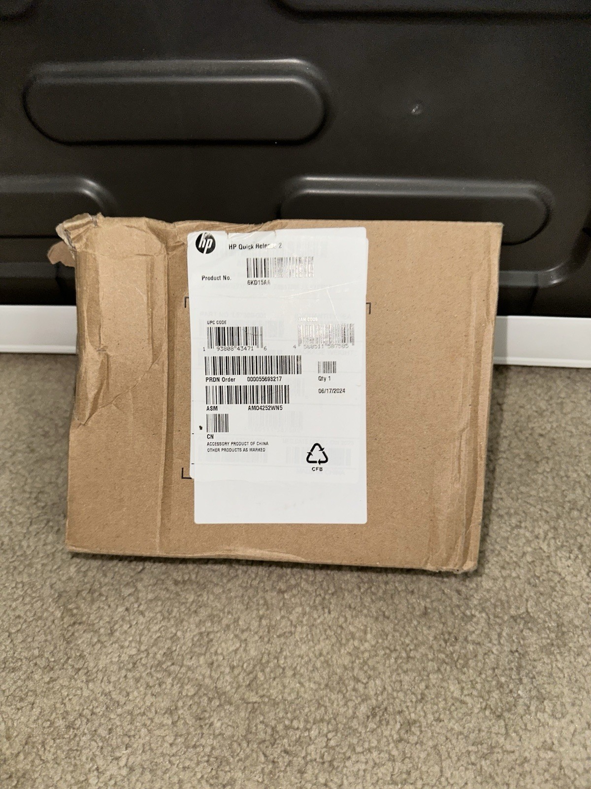 HP Monitor Quick Release/Spacer Option Kit EM870-61001 Open Box/New