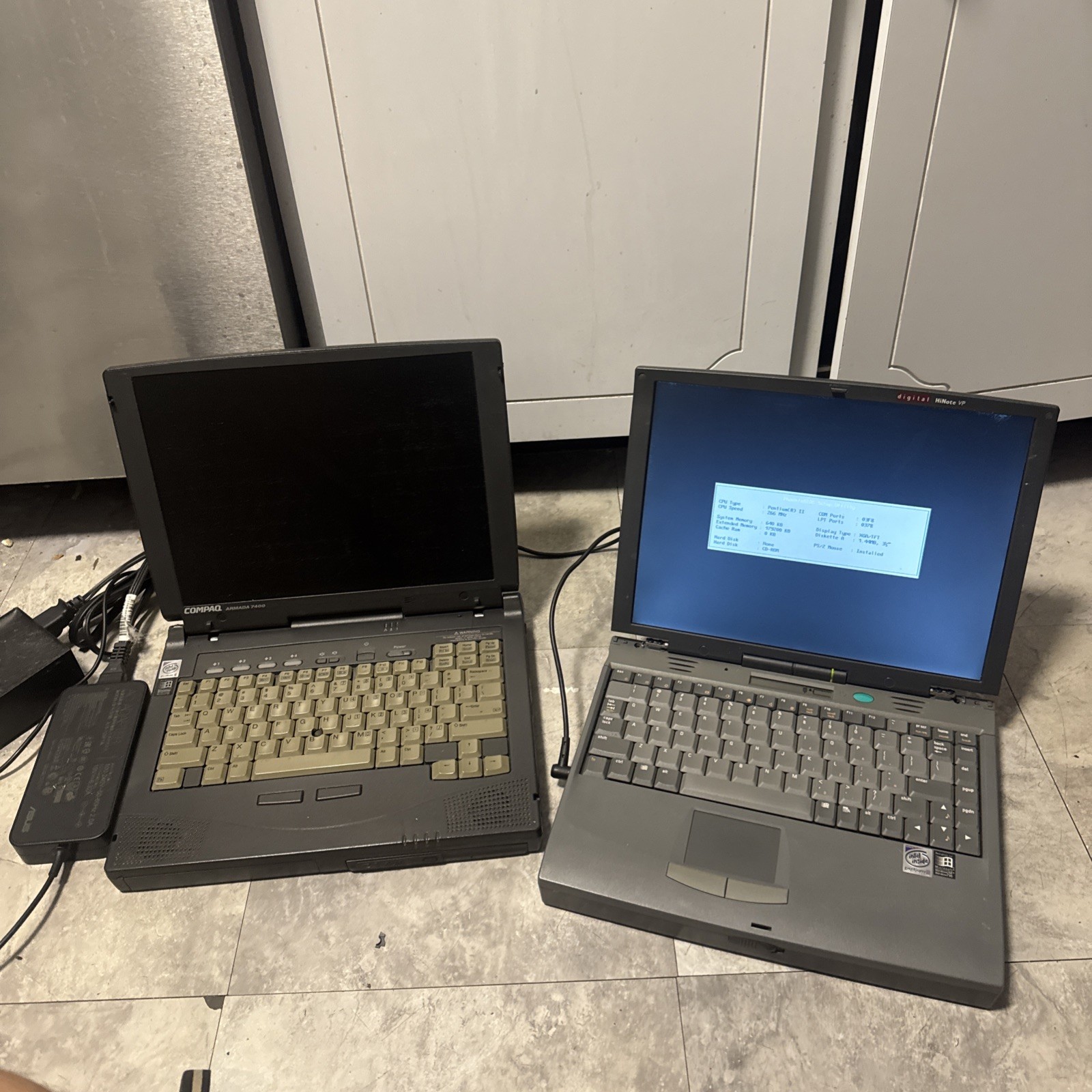 Lot Dec Digital Hinote VP TS30H Laptop Pentium II 266MHz, Compaq Armada 7400part