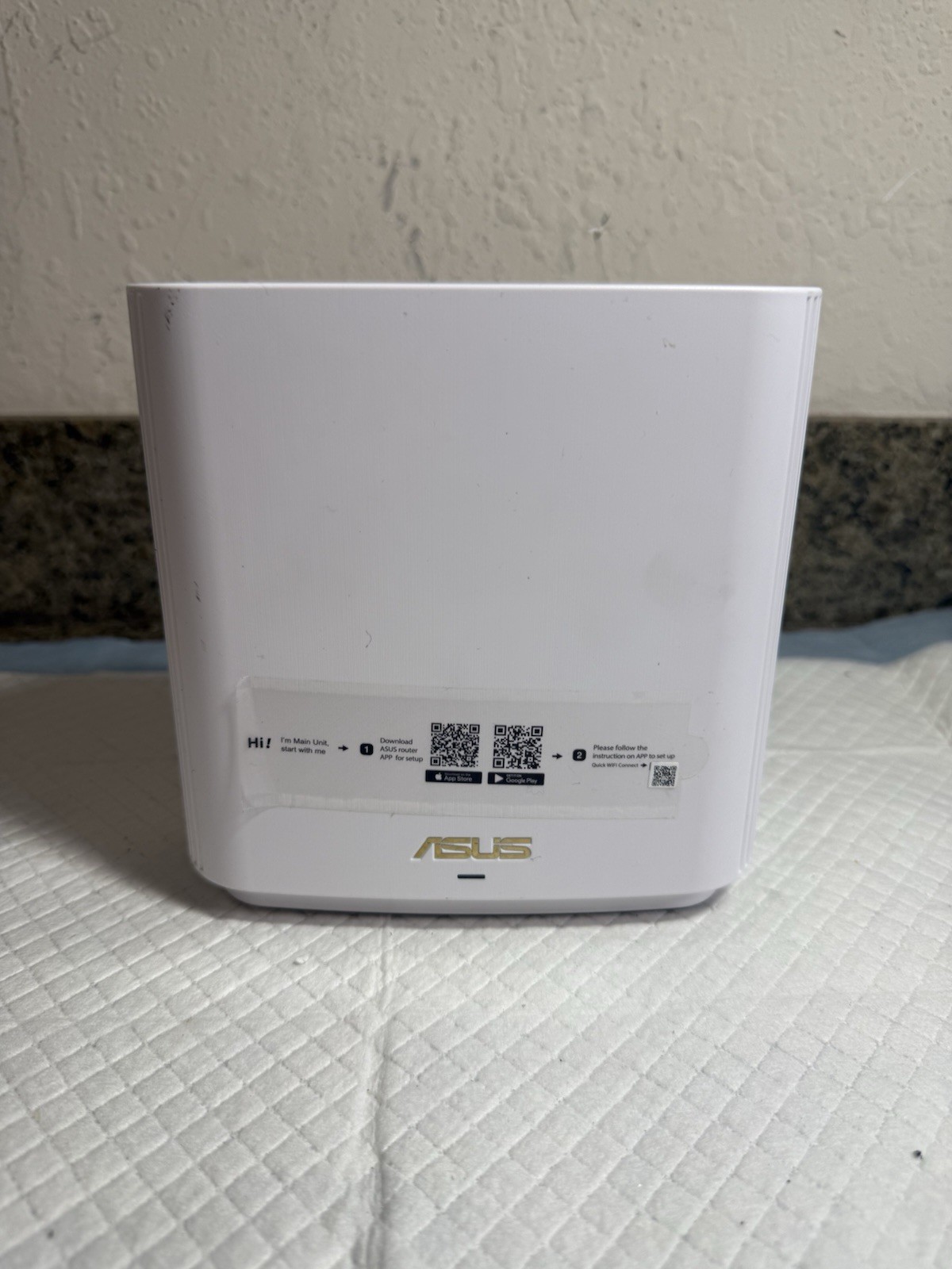 ASUS ZenWiFi AX6600 Tri-Band Mesh WiFi 6 System (XT8) No Cord