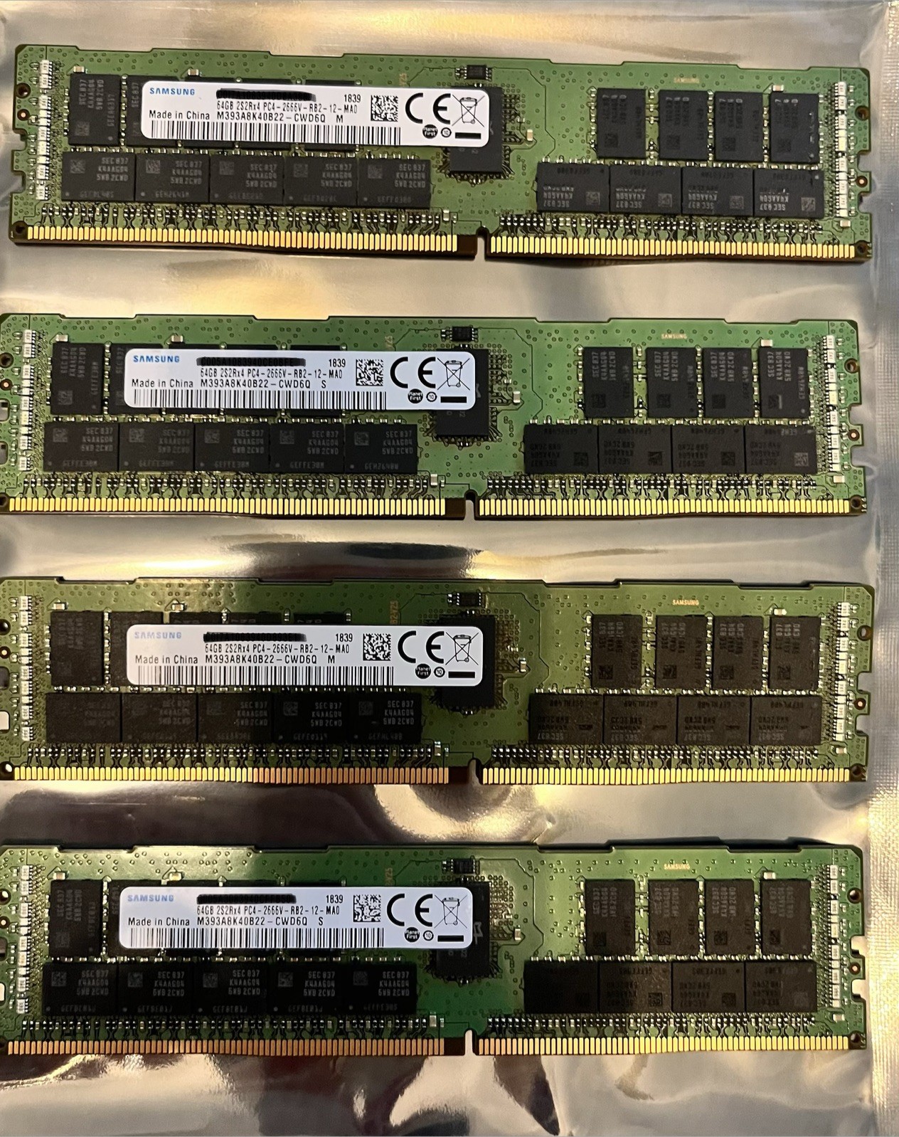 Samsung 4 x 64GB (256GB) 2S2Rx4 PC4-2666V-RB2-12-MAO DDR4 ECC REG RDIMM