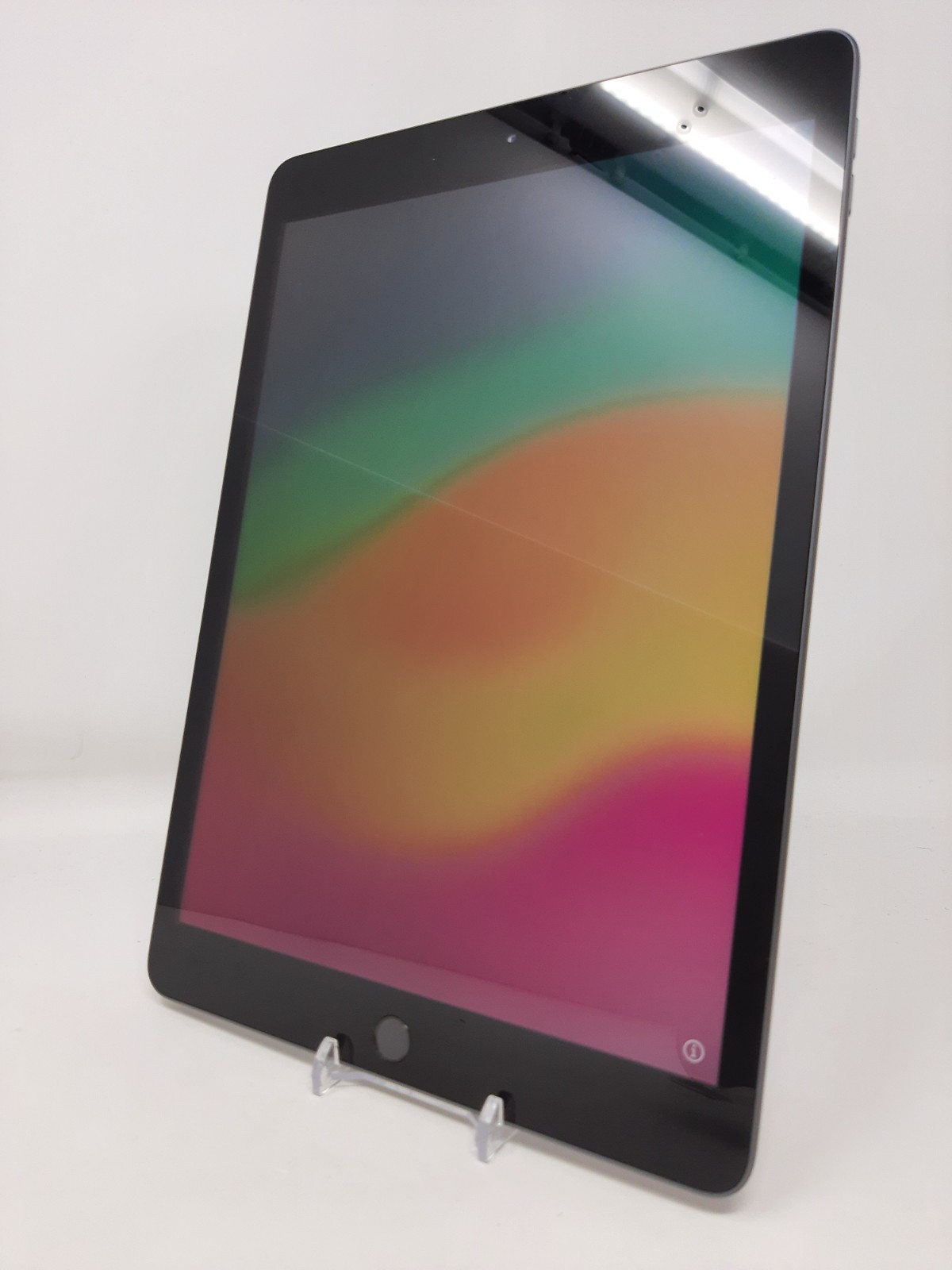 Apple iPad (8th Generation) 32 GB, (Wi-Fi Only) 10.2 in - Space Gray