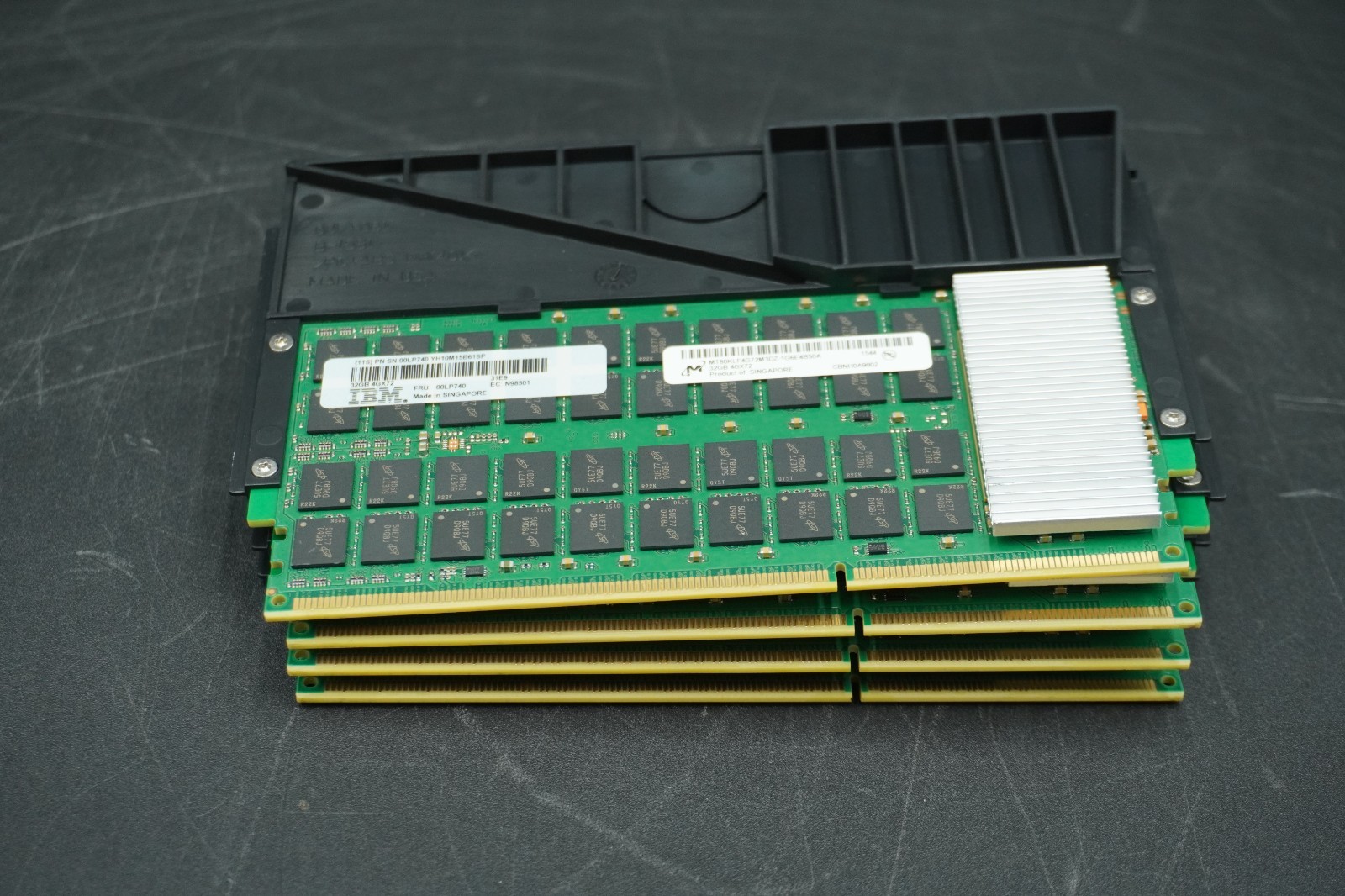 Lot of 4 IBM Samsung 00LP740 32GB DDR3 PC3-12800 Server RAM *Untested*