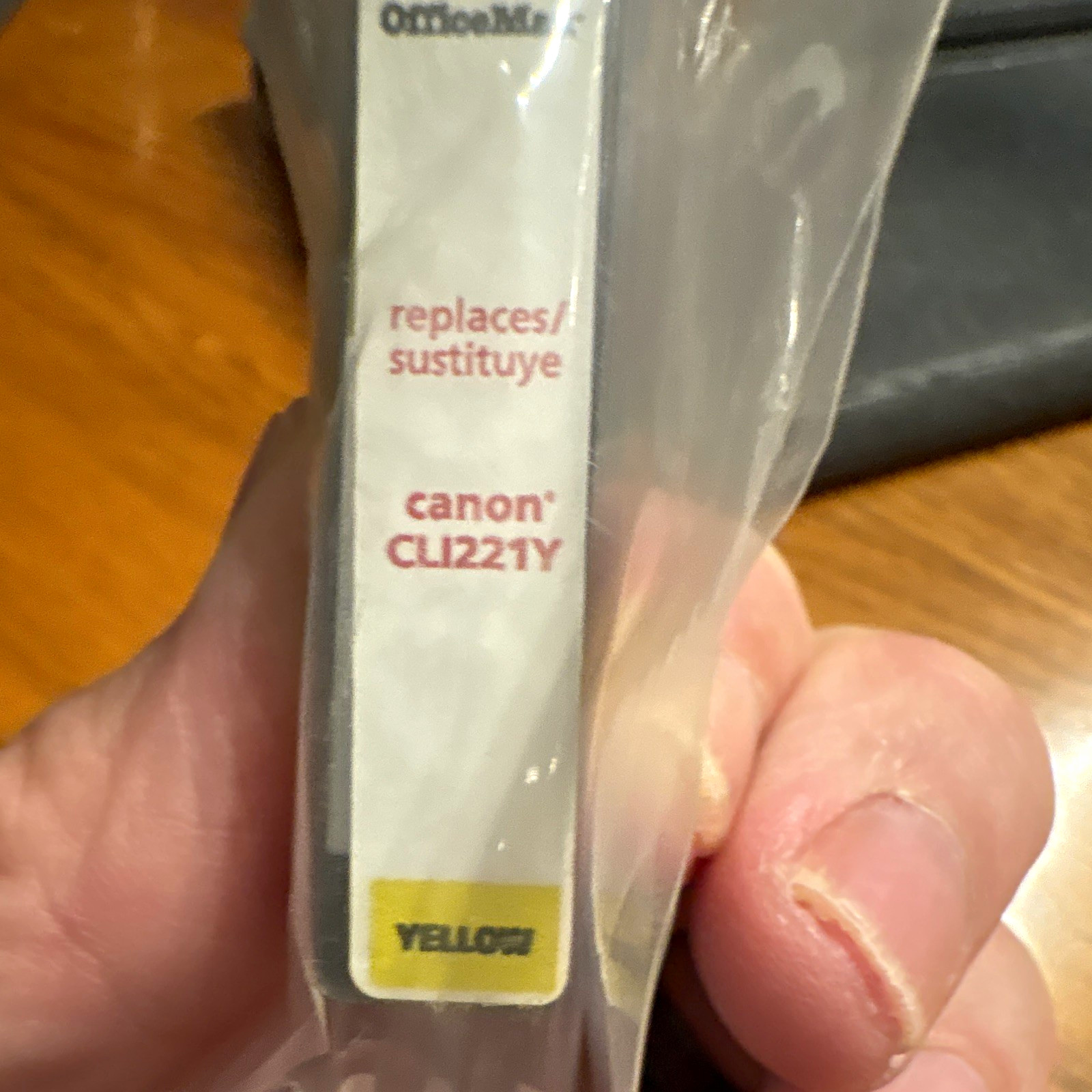 OfficeMax Compatible Yellow Inkjet Cartridge for Canon CLI-221Y CLI221Y