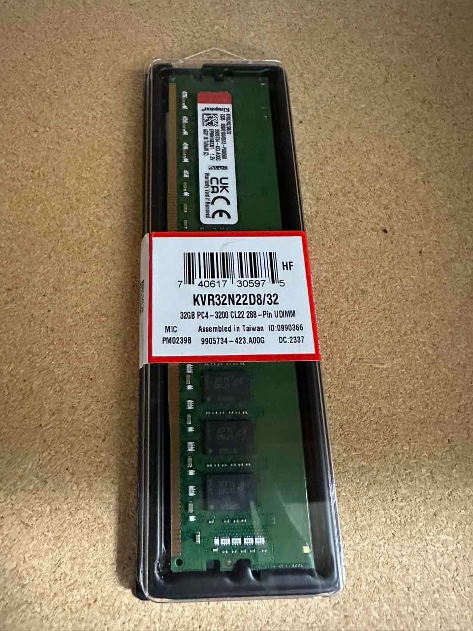 Kingston ValueRAM 32GB 3200MT/s DDR4 Non-ECC CL22 DIMM Desktop Memory
