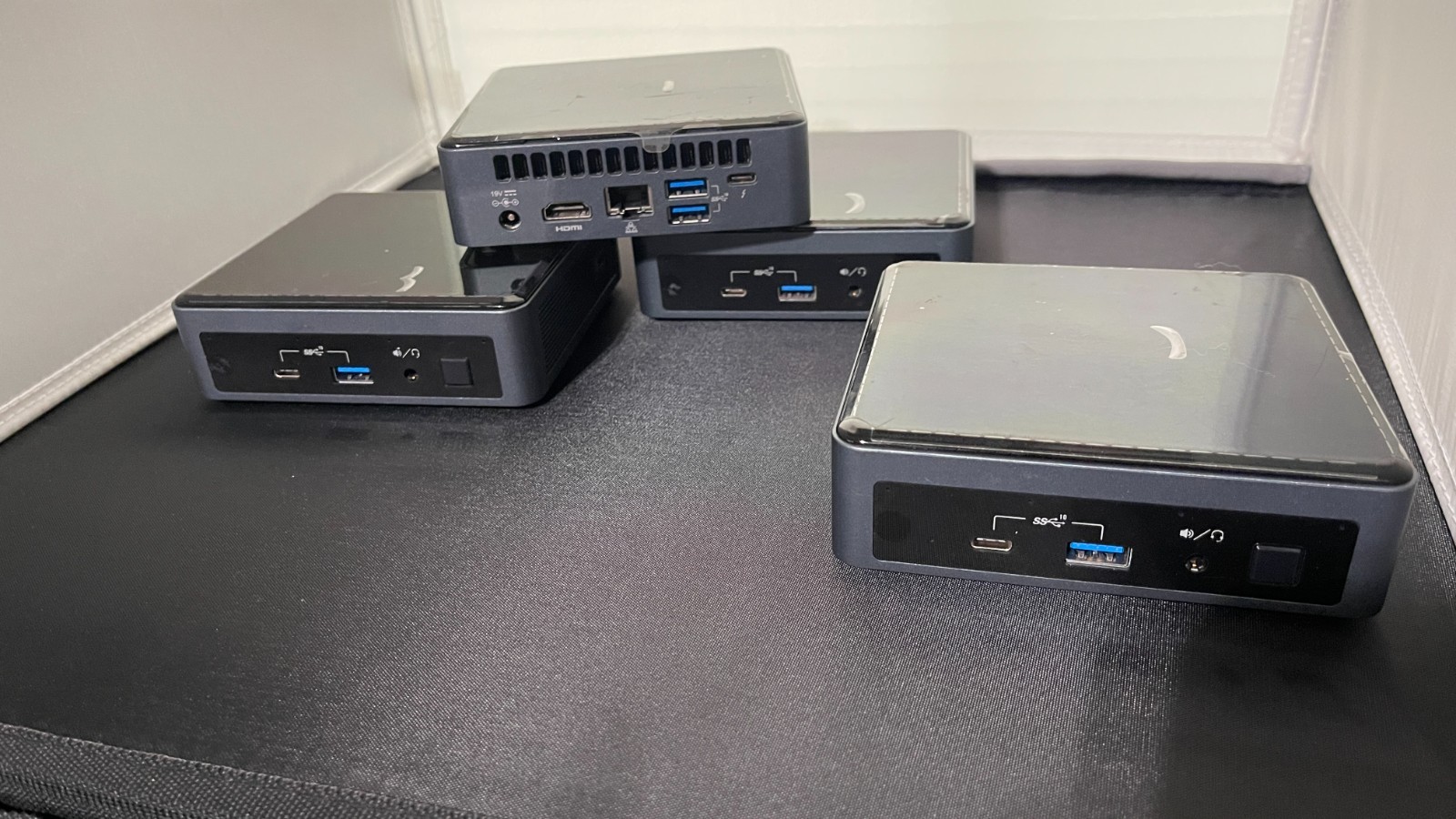Intel nuc10i7fnk i7-10710u Mini PC Home Lab 32gb RAM BRAND NEW 256gb NVMe NO OS