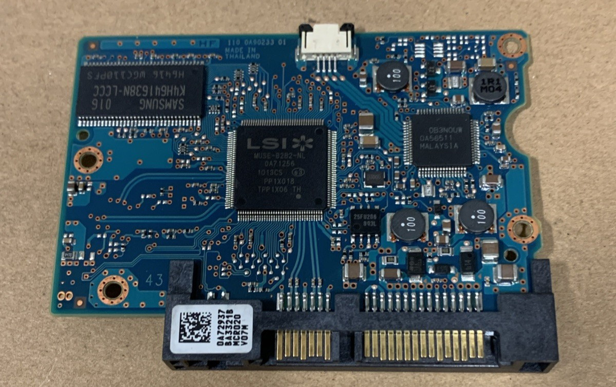 Hitachi HDD PCB BOARD *PCB ONLY* 110 0A90233 01 , 220 0A90233 01