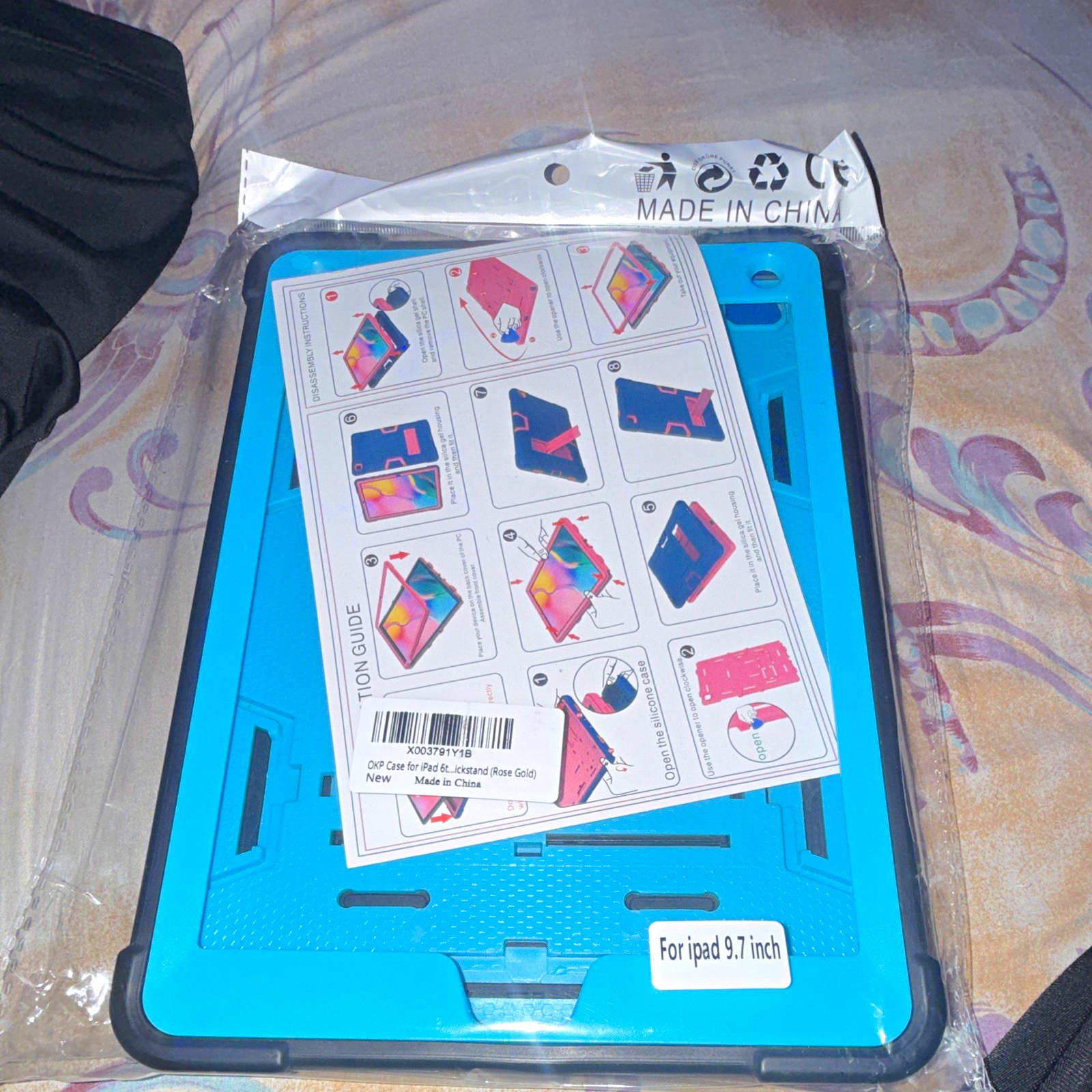 Apple iPad 9.7in Stand Case Cover w/ Integrated Stand, Black/Blue