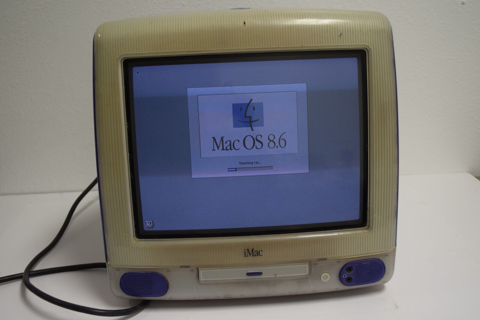 Apple iMac G3 1998 purple Desktop Computer MAC M4984 Macintosh Mac Os8.6 (BXK20)