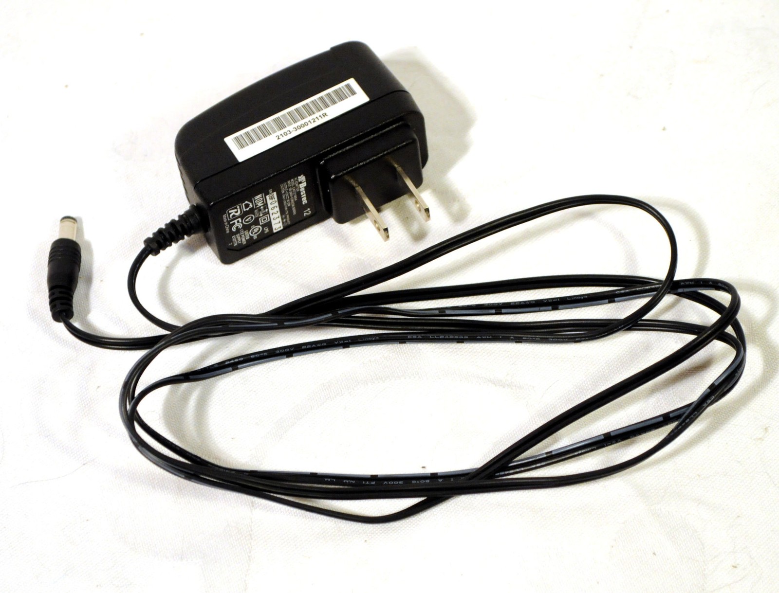 Bestec EA0121WAA 12V Power Adapter