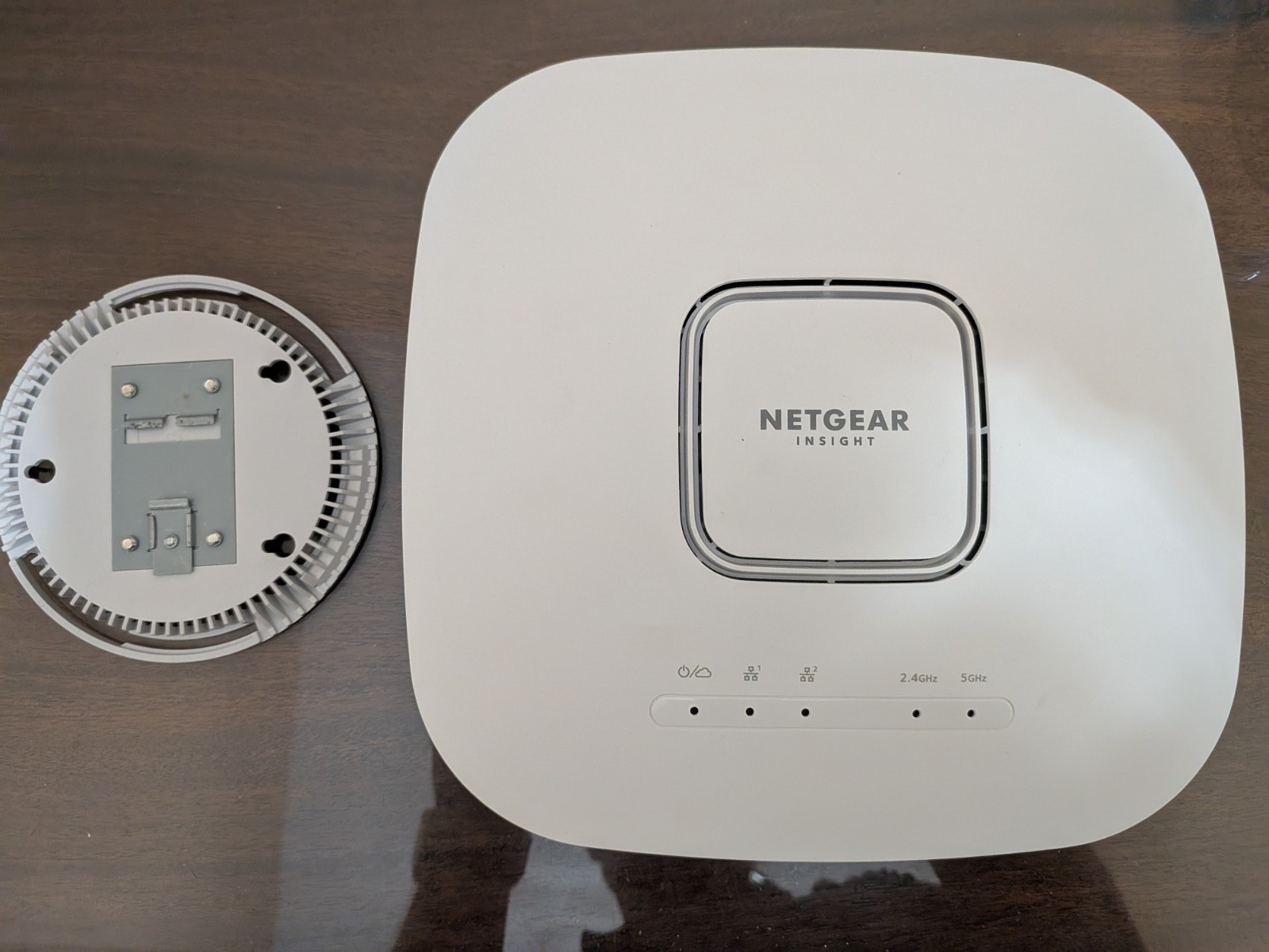NETGEAR WAX625-100NAS Insight Managed WiFi 6 AX5400 Multi GB Access Point