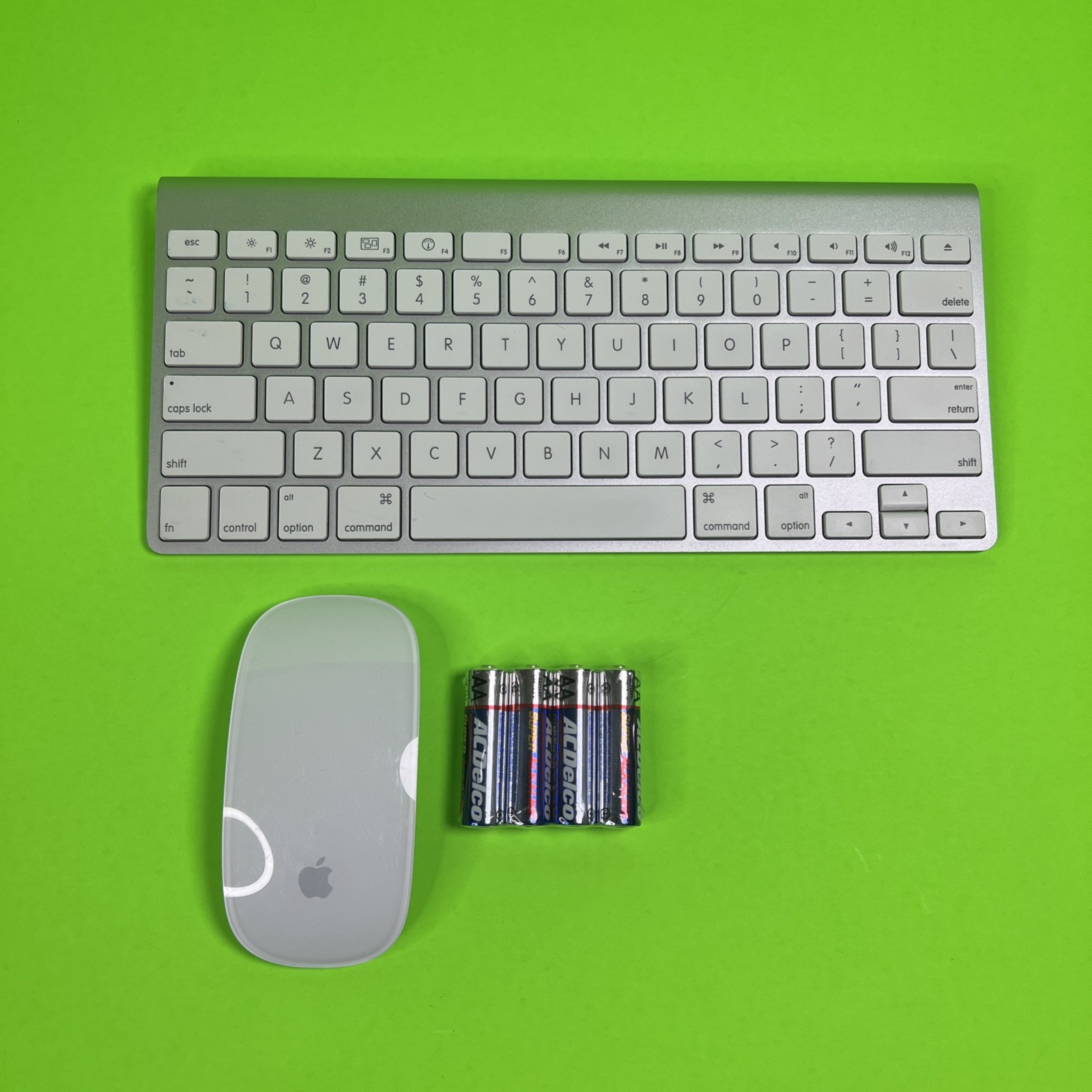 Genuine Apple A1314 Keyboard & A1296 Apple Mouse Wireless Bluetooth - SAME DAY*