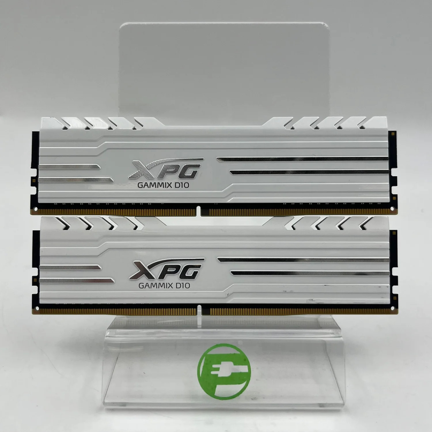 XPG GAMMIX D10 16GB (2x8GB) RAM DDR4 3200MHz AX4U320038G16A-BW10
