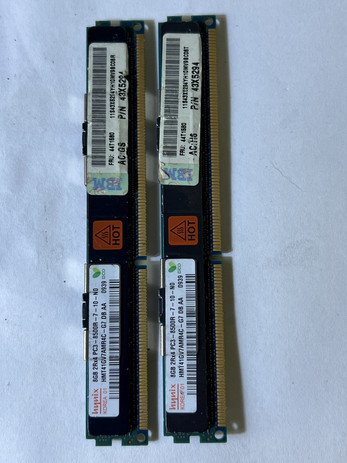 Hynix 16GB Kit (2 x 8GB) PC3-8500R DDR3 1066  ECC Server Memory HMT41GV7AMR4C-G7