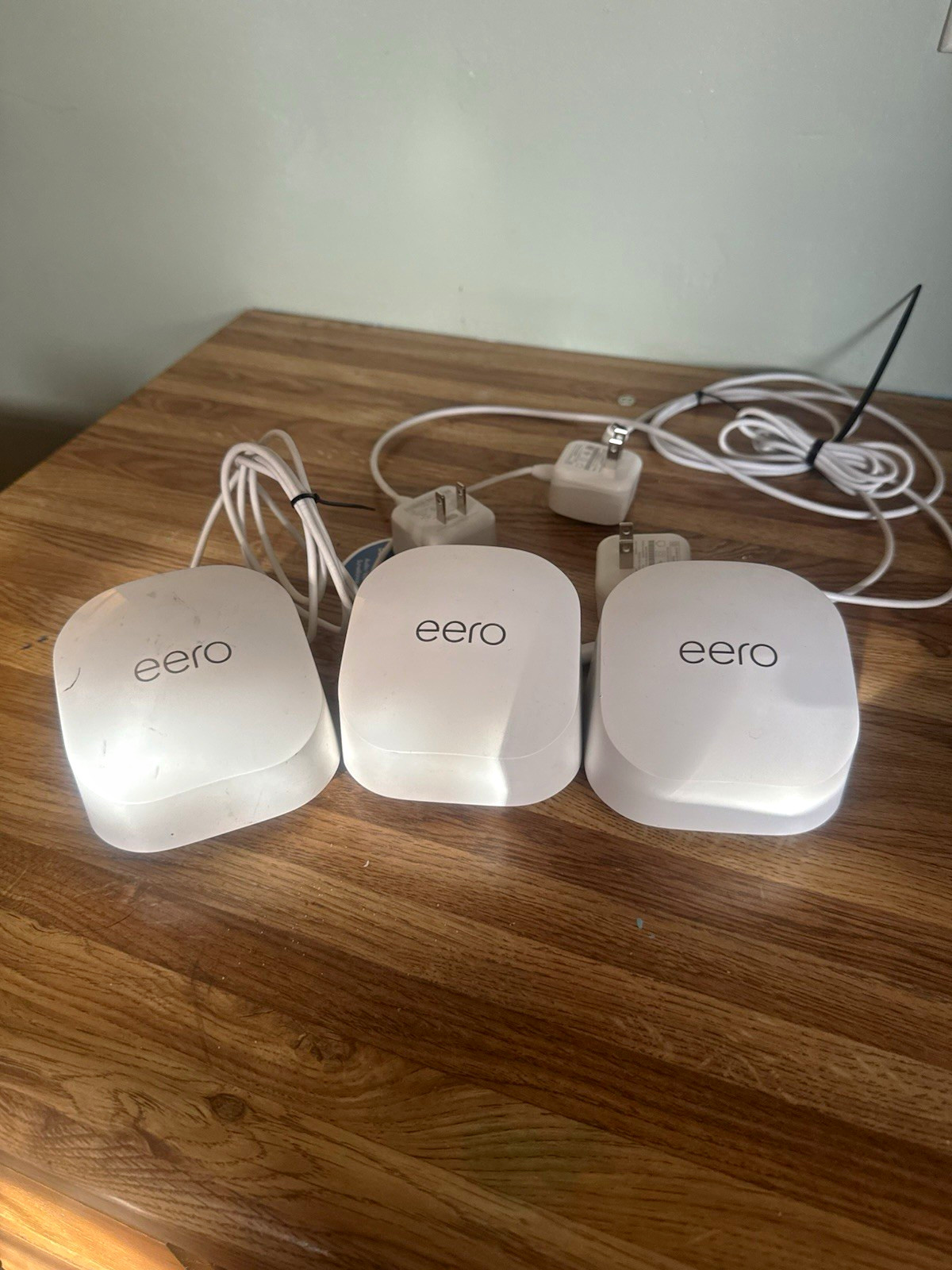 eero 6+ Mesh Wi‑Fi Router R010001 White 3‑Pack, 2 LAN Ethernet Ports