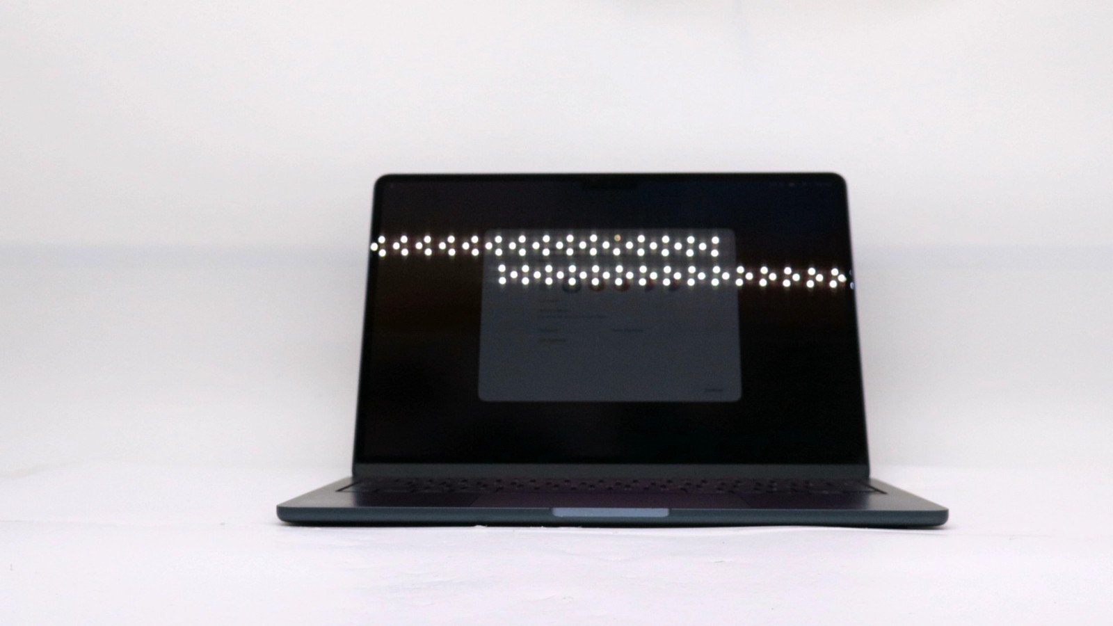 Apple Macbook Air 13" M5 10-Core 24GB 1TB READ DESC