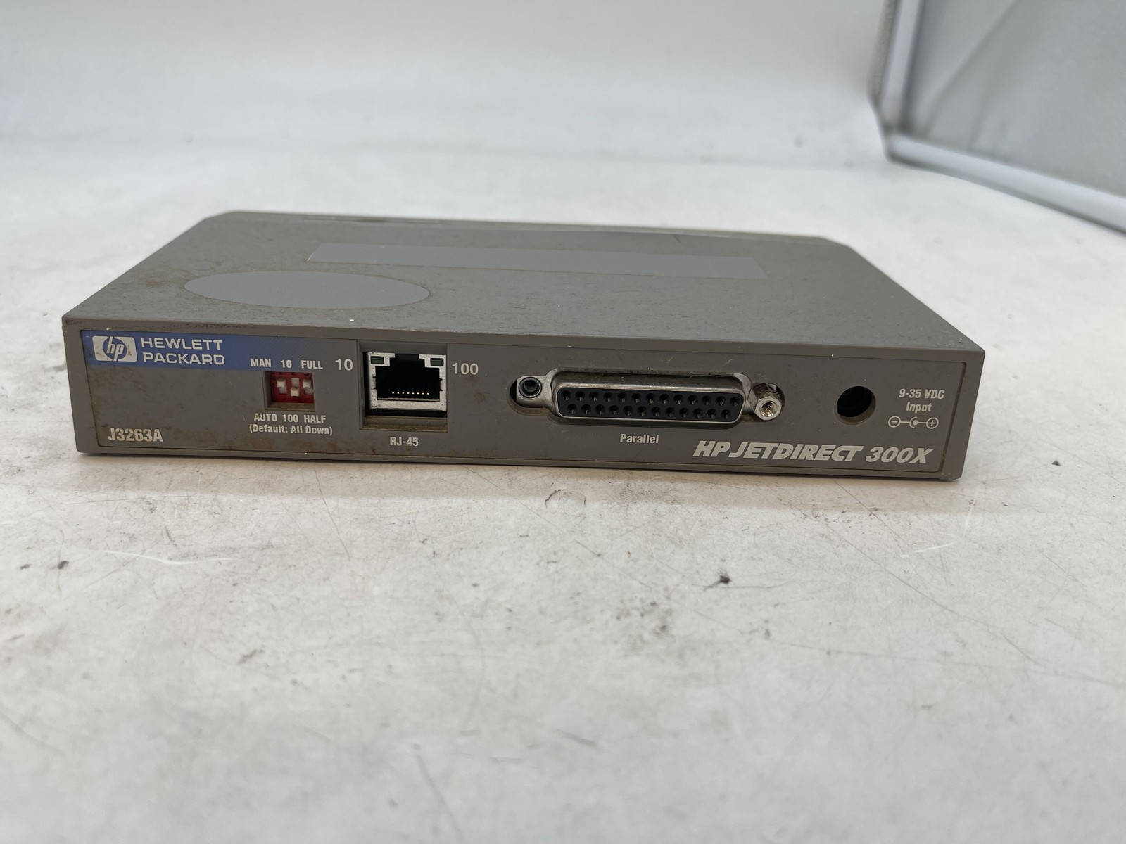 Hewlett Packard Jetdirect 300X Parallel Port Print Server J3263A - 