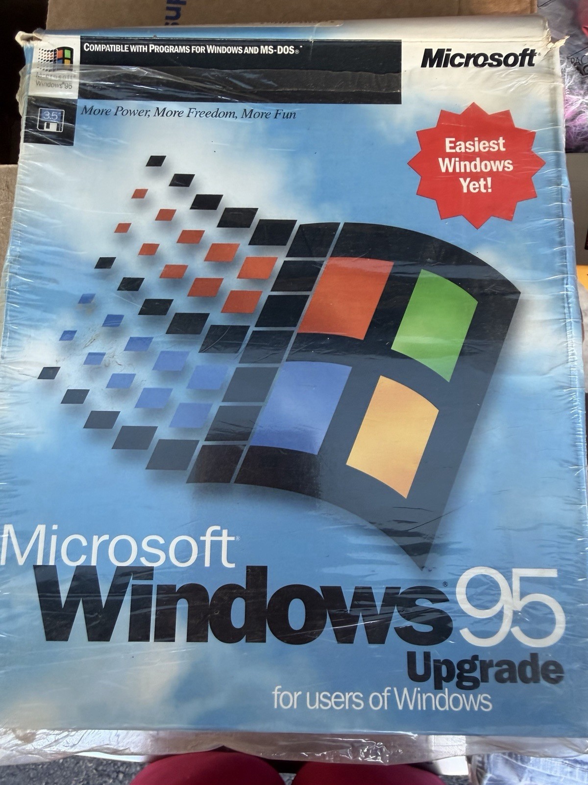 Brand New Vintage Microsoft Windows 95 (654-00212) floppy Version Sealed Broken