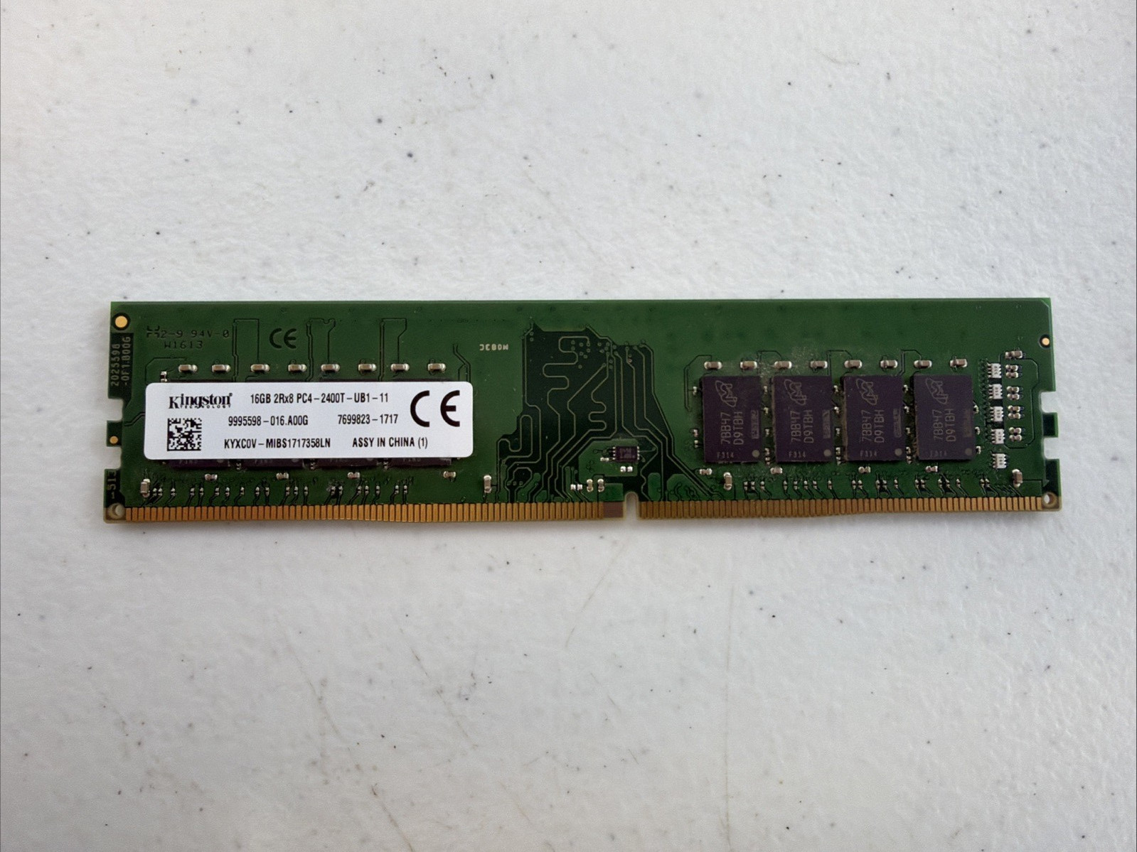 Kingston 16GB (1 Stick) PC4-19200 DDR4 2400T Desktop PC Memory RAM KYXC0V-MIHS