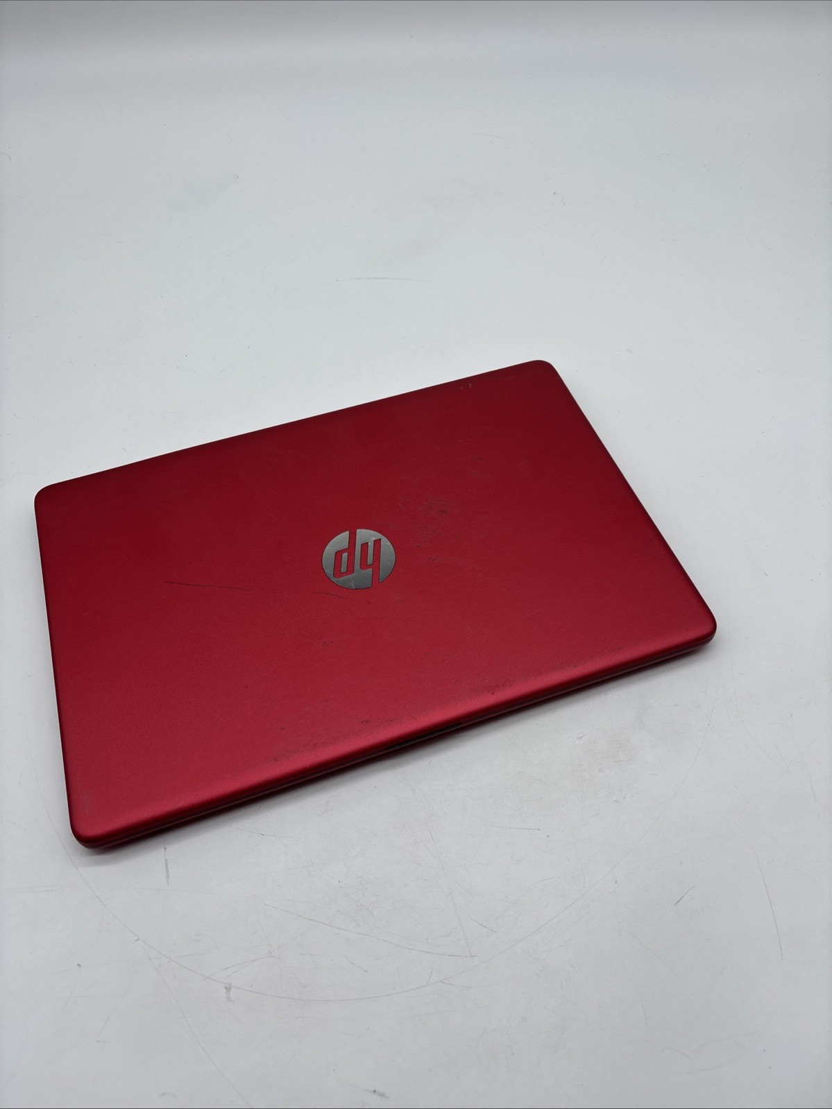 HP 15-dw0083wm (Red edition, Intel(R) Pentium(R) Silver, 1.10GHz, 4GB RAM, 128GB