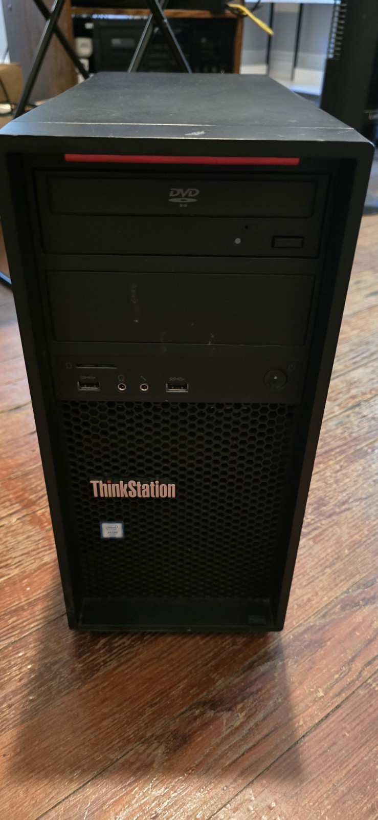 Lenovo ThinkStation P520c Desktop Xeon 512GB SSD 32GB RAM NVIDIA Win 11 (CIT) C