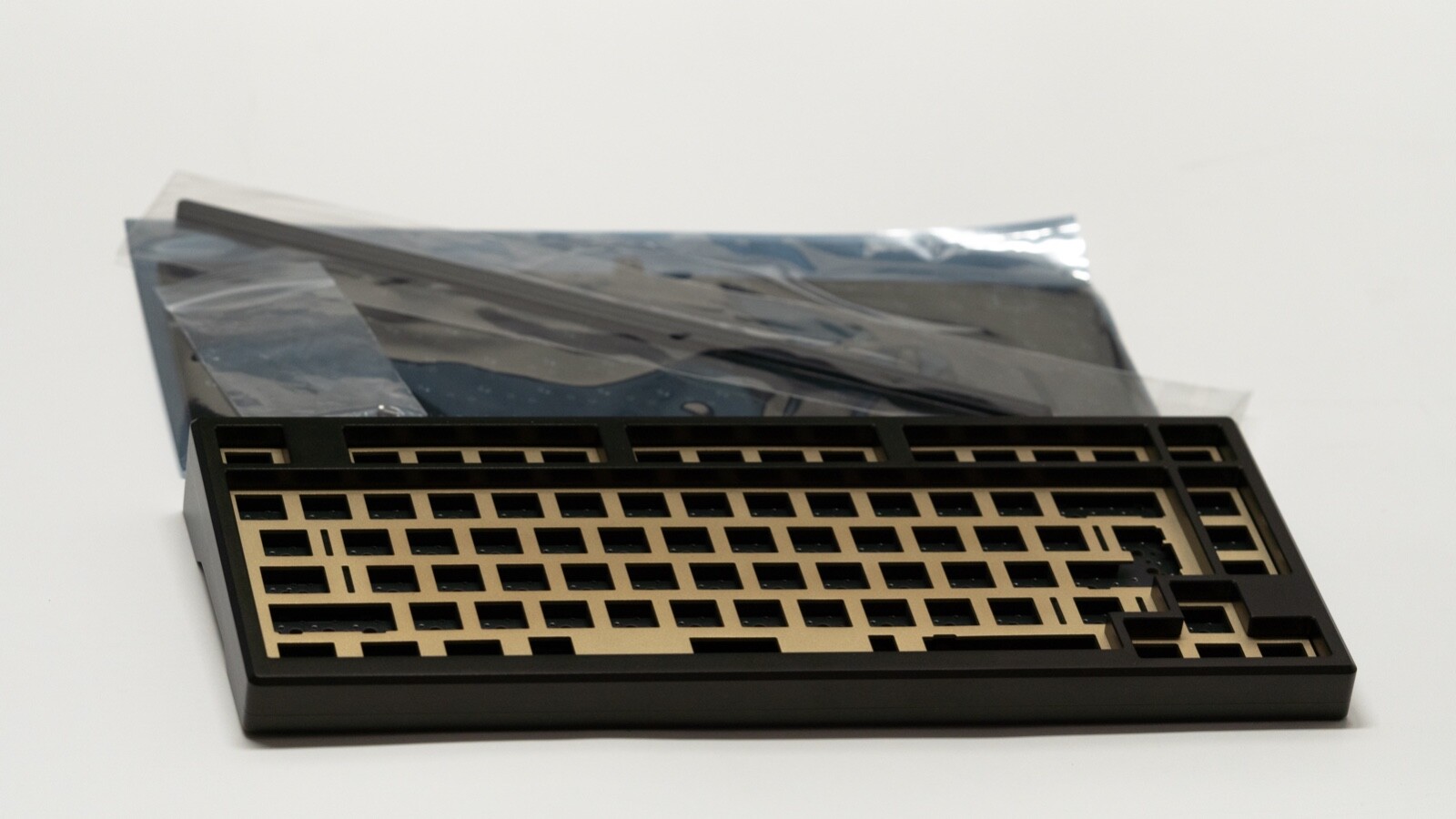 Dark Grey KY-01 75% Mechanical Keyboard | Top Mount | Foam + Extra PCB + QMK