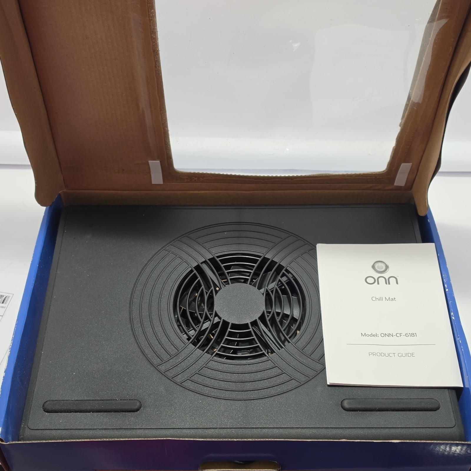 onn. Chill Mat Laptop Cooling Pad 13in 1 Fan USB-Powered Black ONN-CF-6181