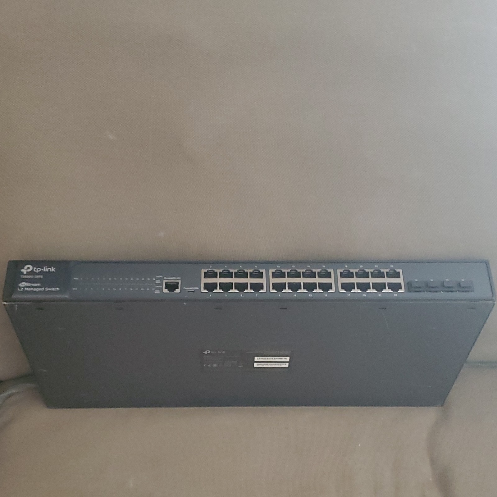 TP-LINK T2600G-28TS (TL-SG3424) 24-Port Gigabit Managed Switch