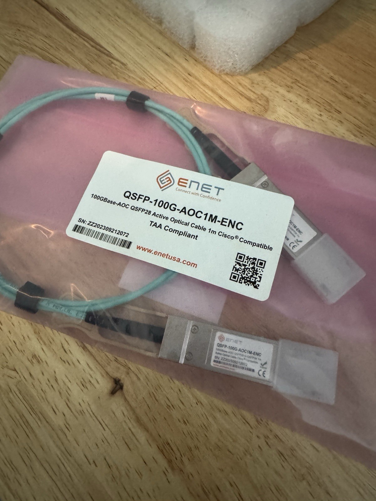 ENET Cisco Compatible QSFP-100G-AOC1M TAA Compliant Functionally Identical