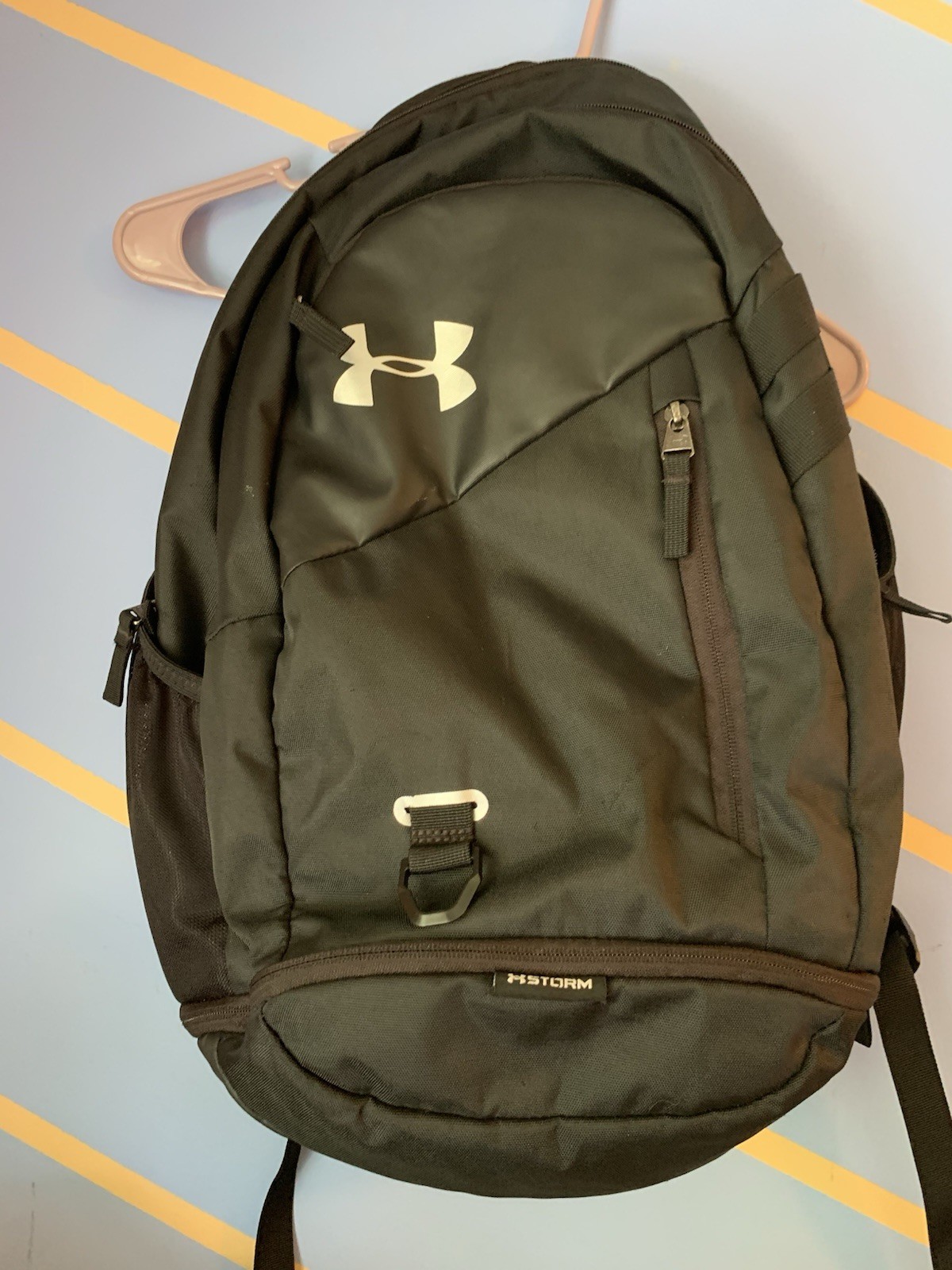 Under Armour Storm Black Backpack w/ Padded Sleeve Fits 15 in Laptop