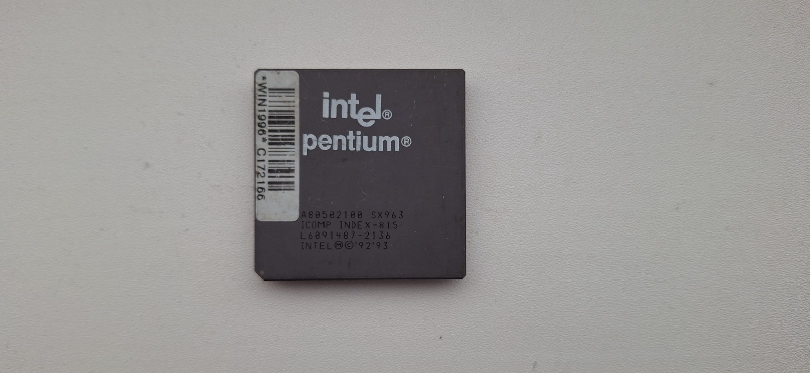 Intel Pentium 75 90 100 120 133 150 166 200 classic Pentium, Vintage CPU, GOLD