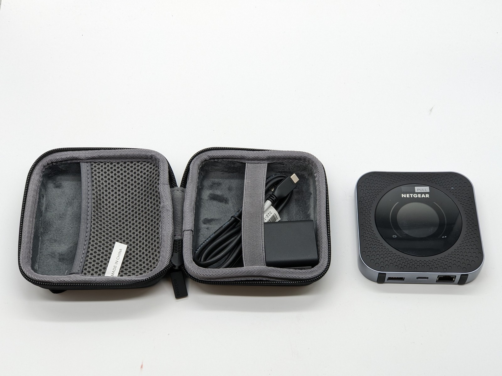 RESET Netgear Nighthawk MR1100 Mobile Hotspot WiFi AT&T W/ CASE 