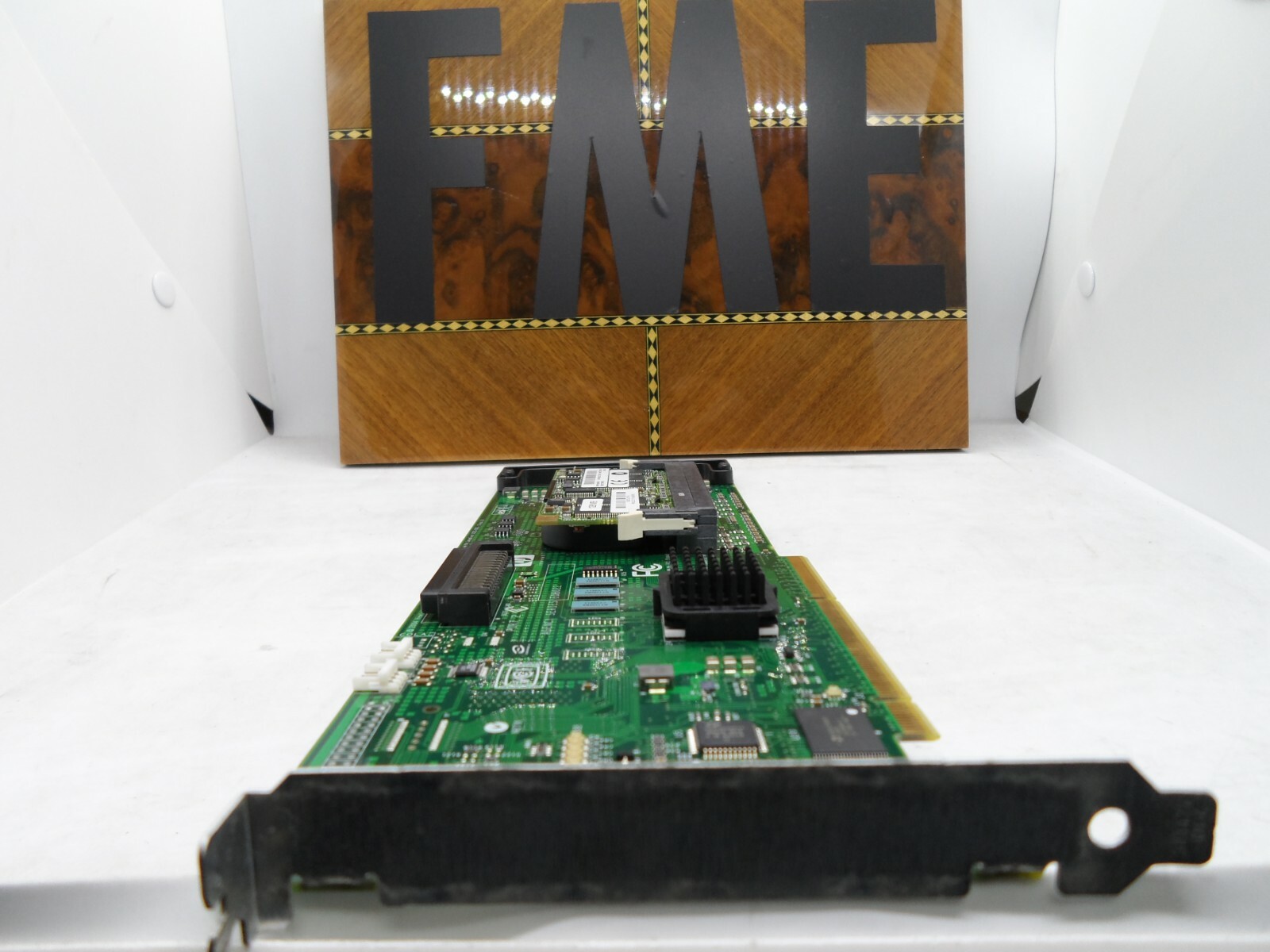 HP 305414-001 Smart Array 641 Ultra320 291966-B21 011010-001 128MB MEM Raid Card