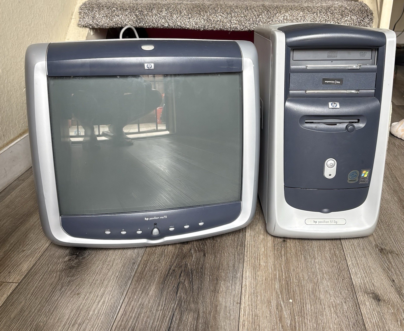 Vintage HP Pavilion 513g Desktop PC & Pavilion Mx70 CRT Monitor Bundle Untested