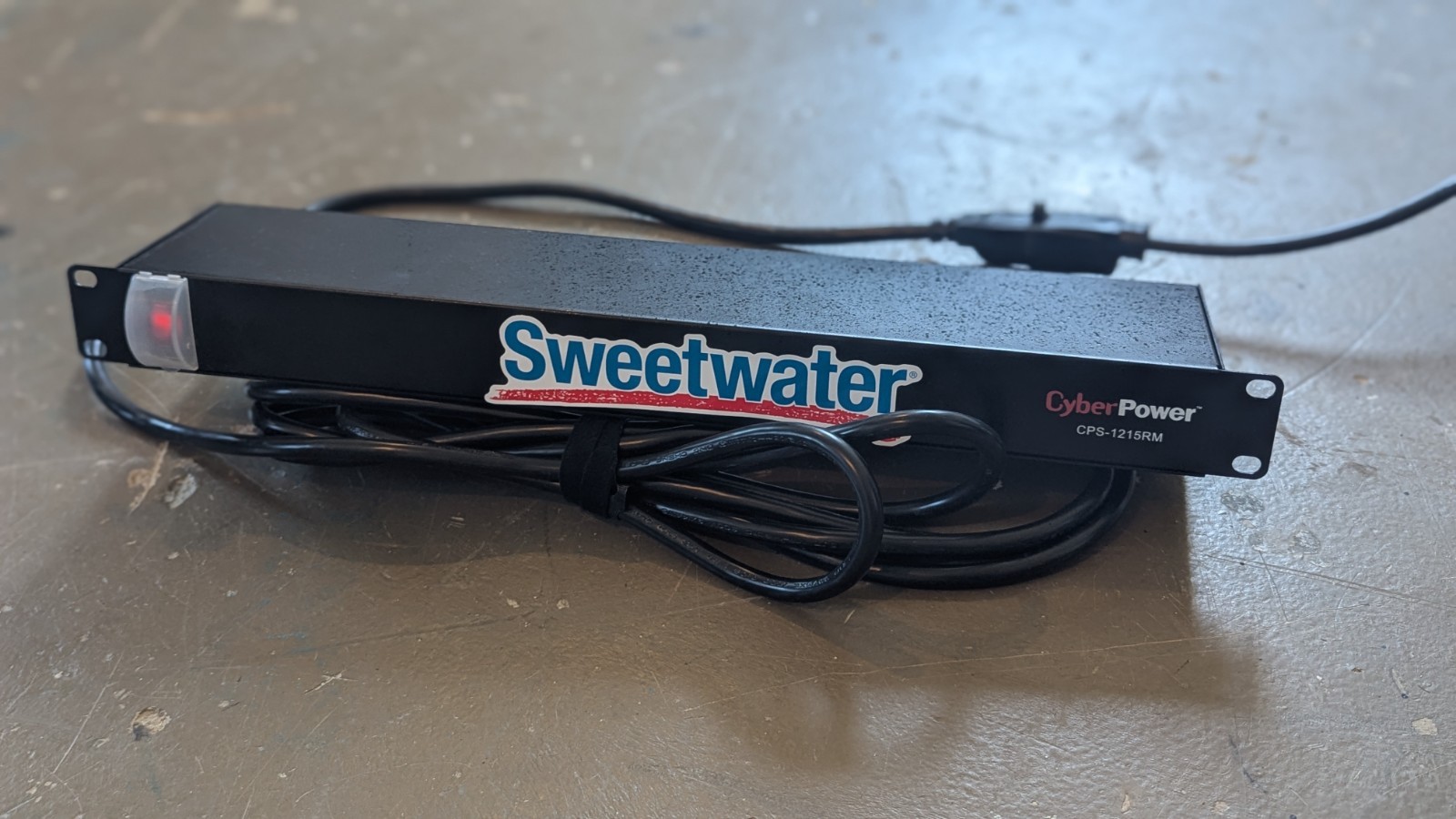 CyberPower CPS1215RM Basic PDU, 100-125V/15A, 10 Outlets, 15ft Power Cord