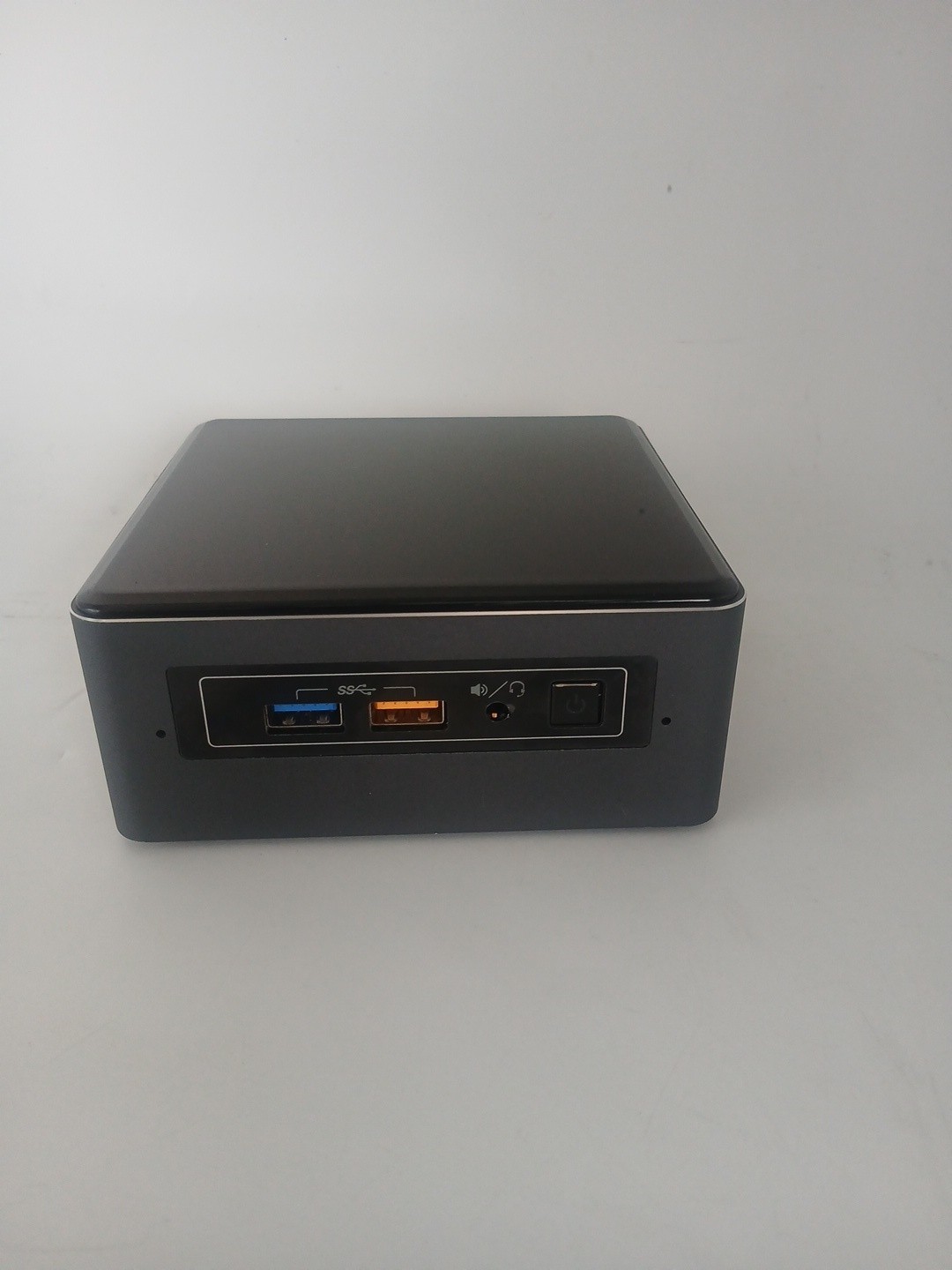 Intel NUC7i5BNH Core i5-7260U @2.2 GHz 16GB Ram 128GB SSD Windows 11 Pro